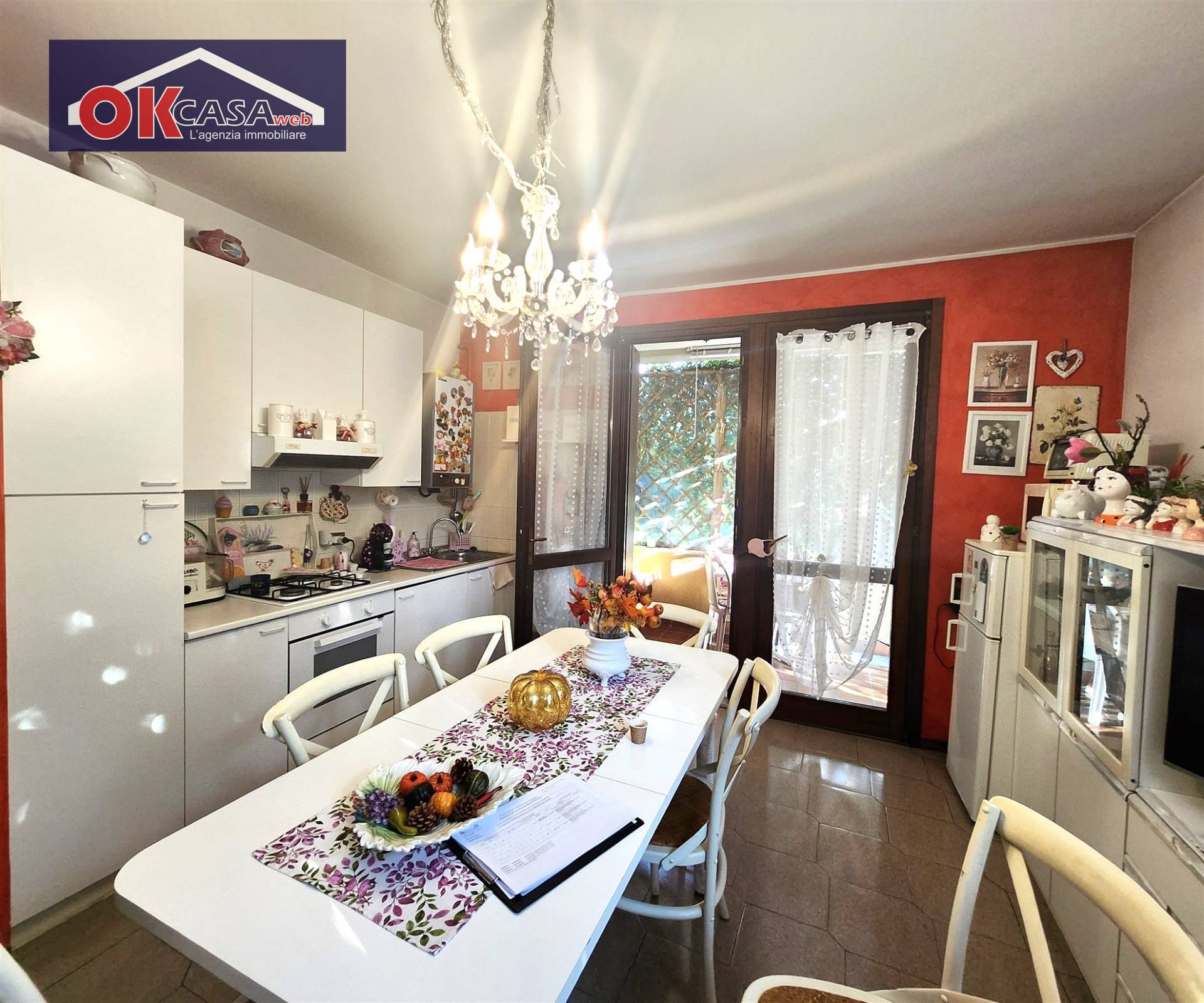 Appartamento con giardino in vendita a Desenzano del Garda, Rivoltella del Garda