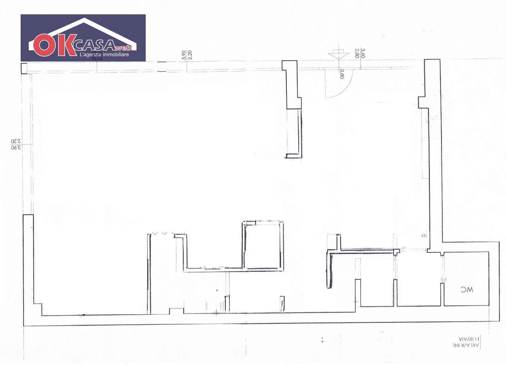 Locale commerciale in affitto a Verona, Saval