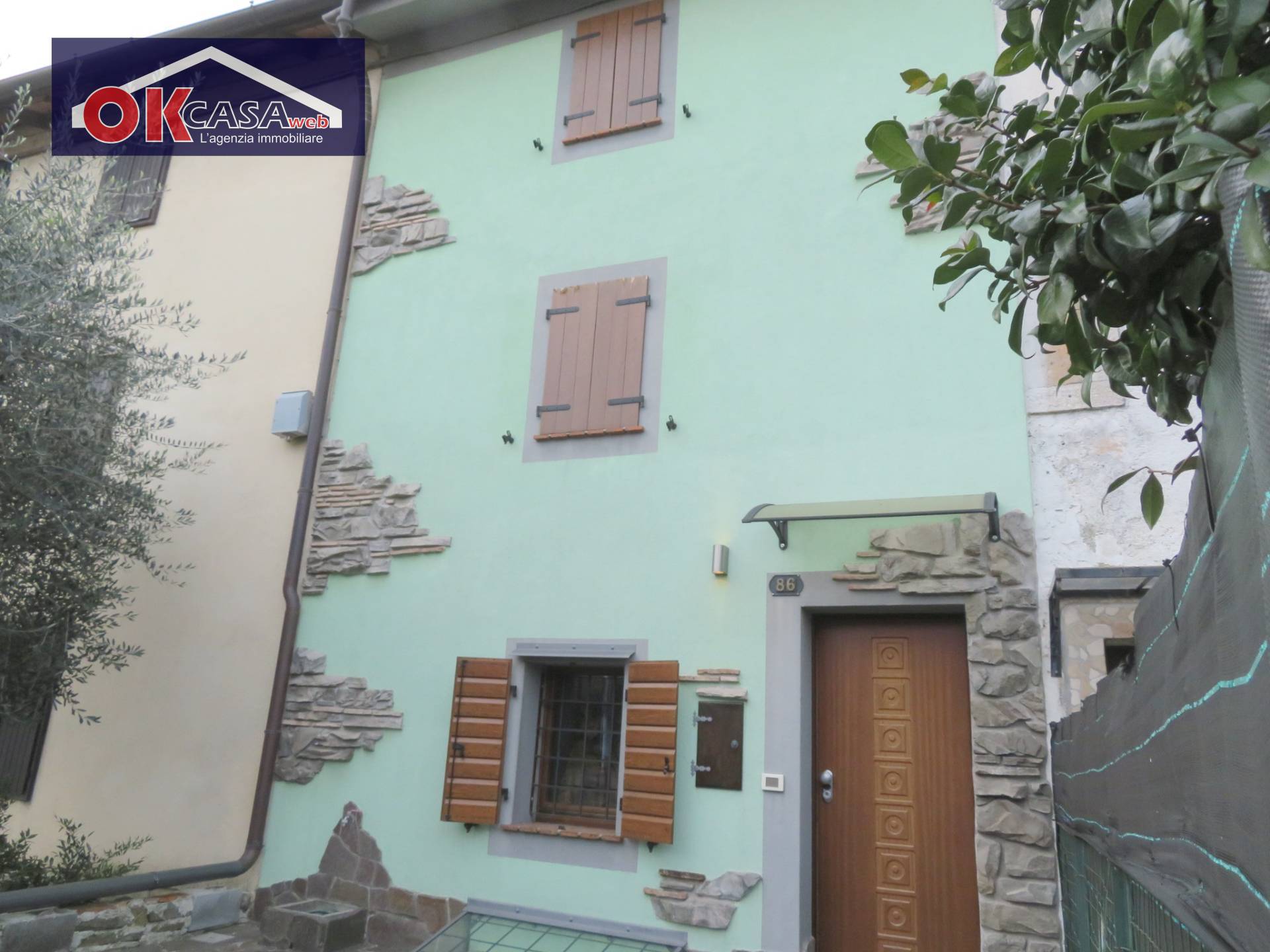 casa accostata in vendita a Farra d'Isonzo