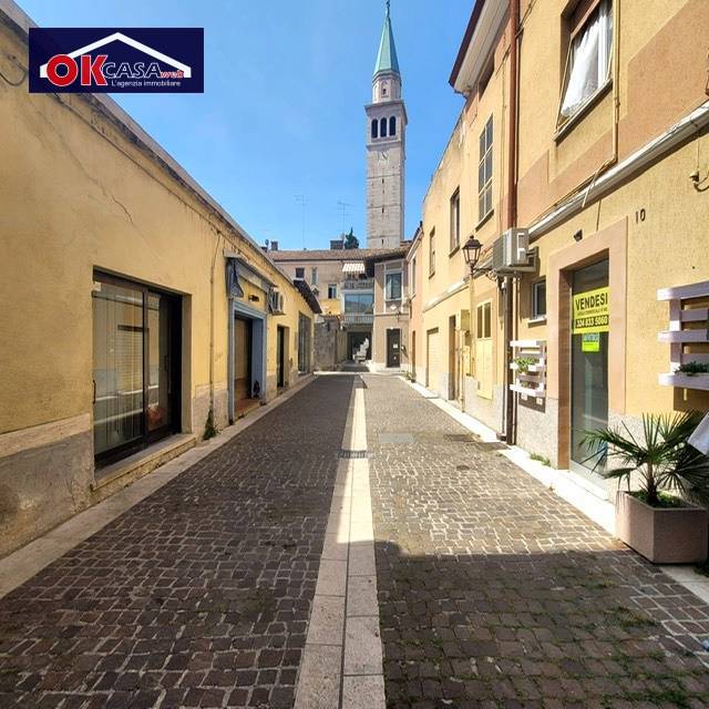 Locale commerciale in affitto a Monfalcone