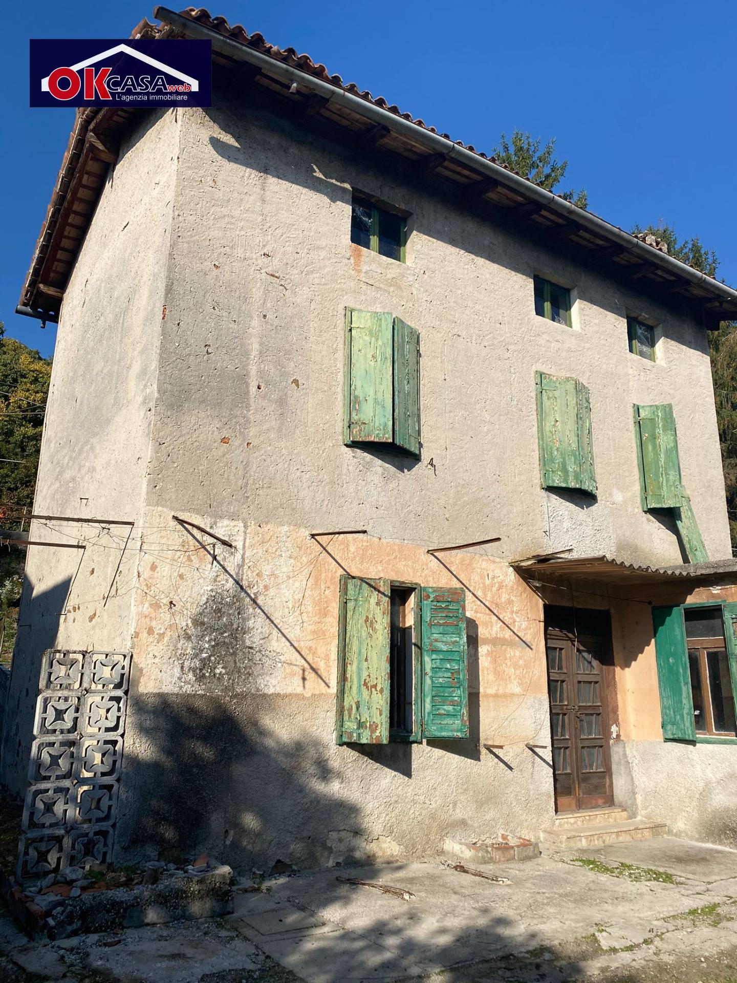 Casa con giardino in vendita a Gorizia, Lucinico
