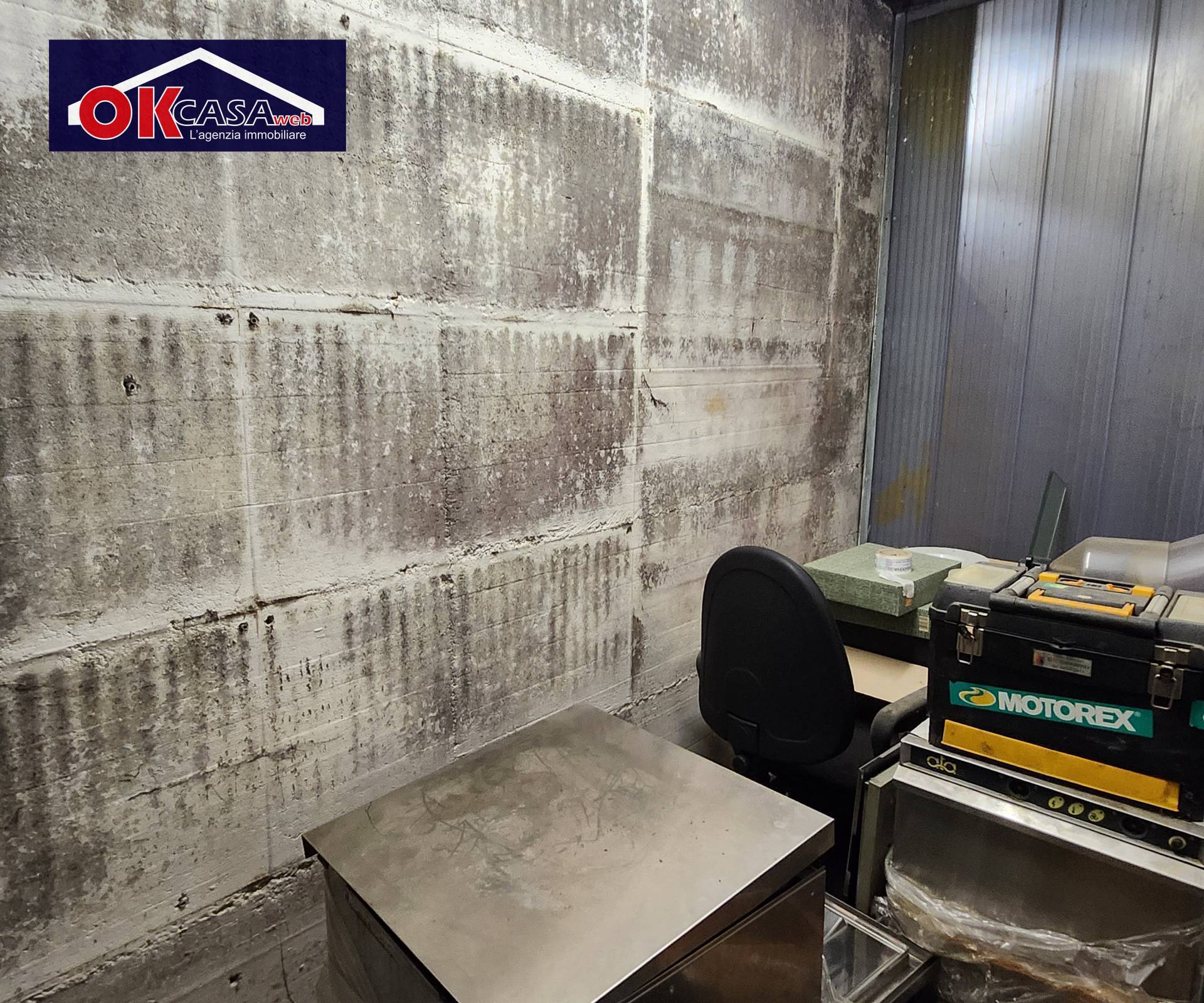 Magazzino in vendita a Verona, San Michele