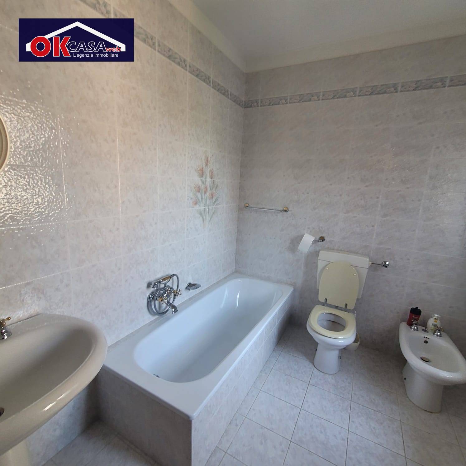 Casa con giardino in vendita a Romans d'Isonzo