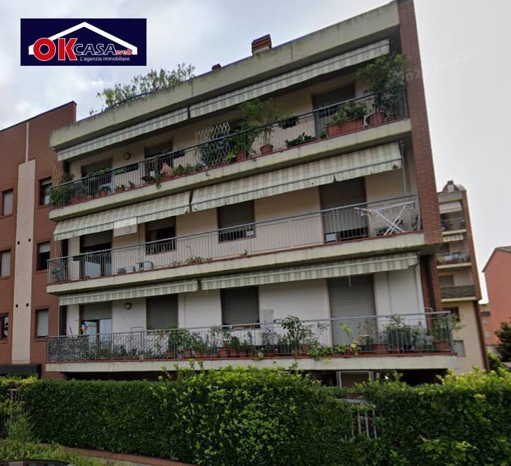 Box o garage in vendita a Verona