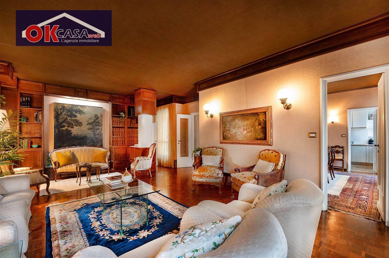 Appartamento in vendita a Verona, Centro storico