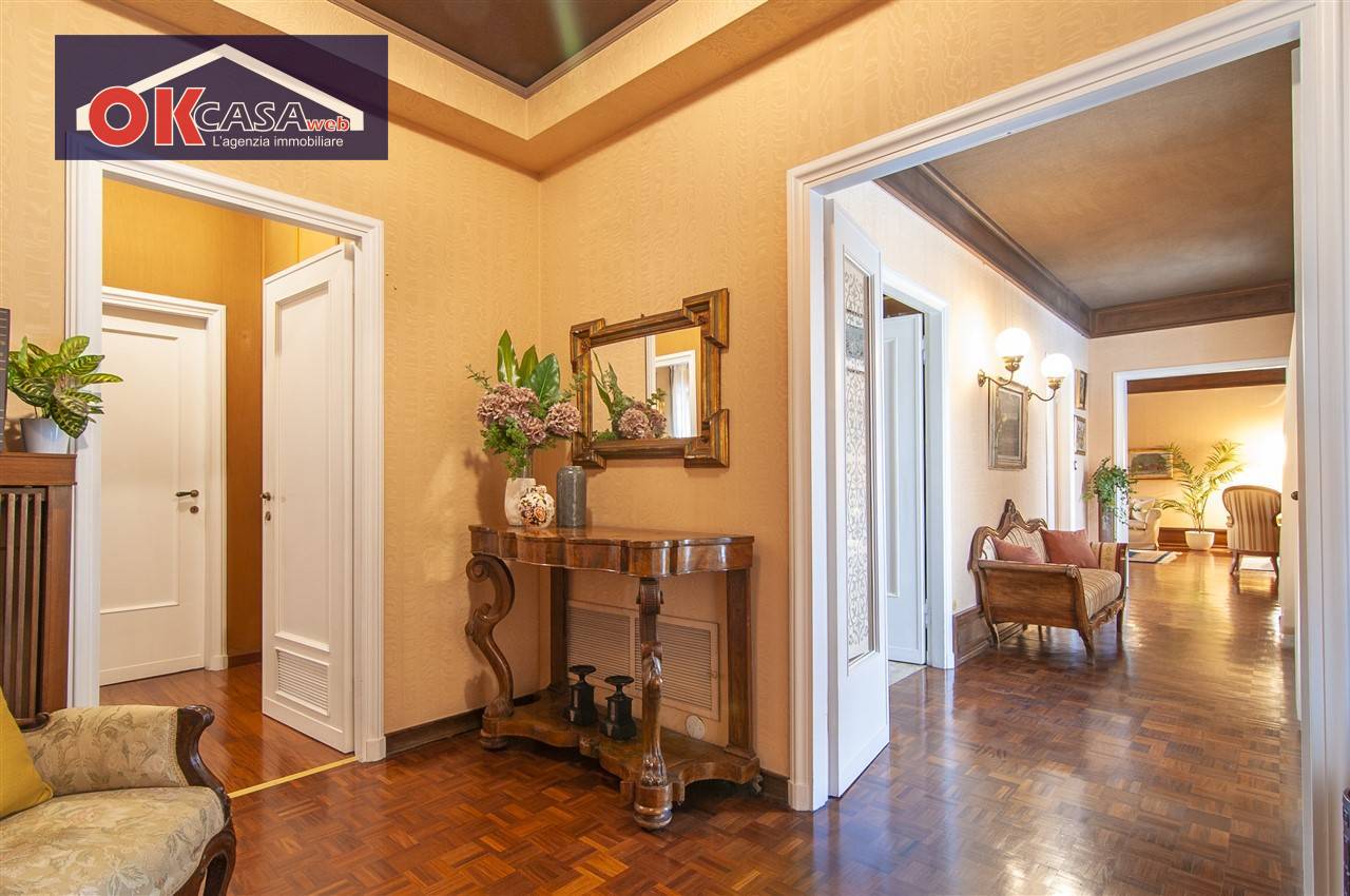 Appartamento in vendita a Verona, Centro storico