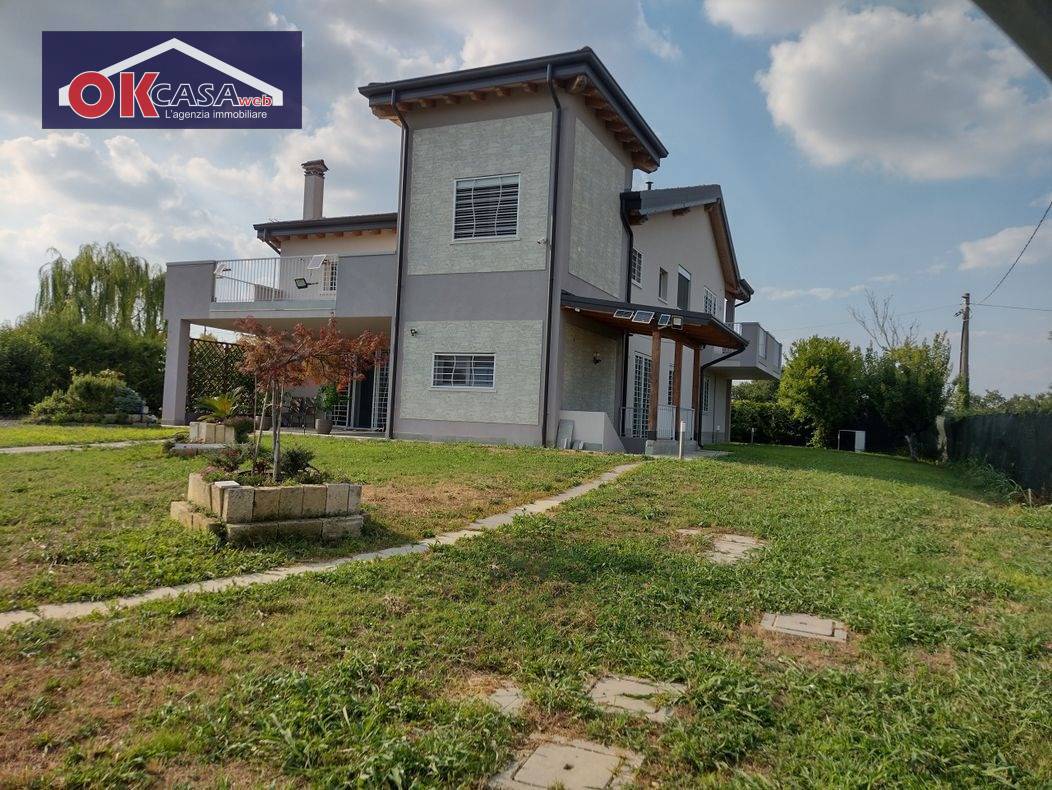 Villa in vendita a Verona, Cadidavid