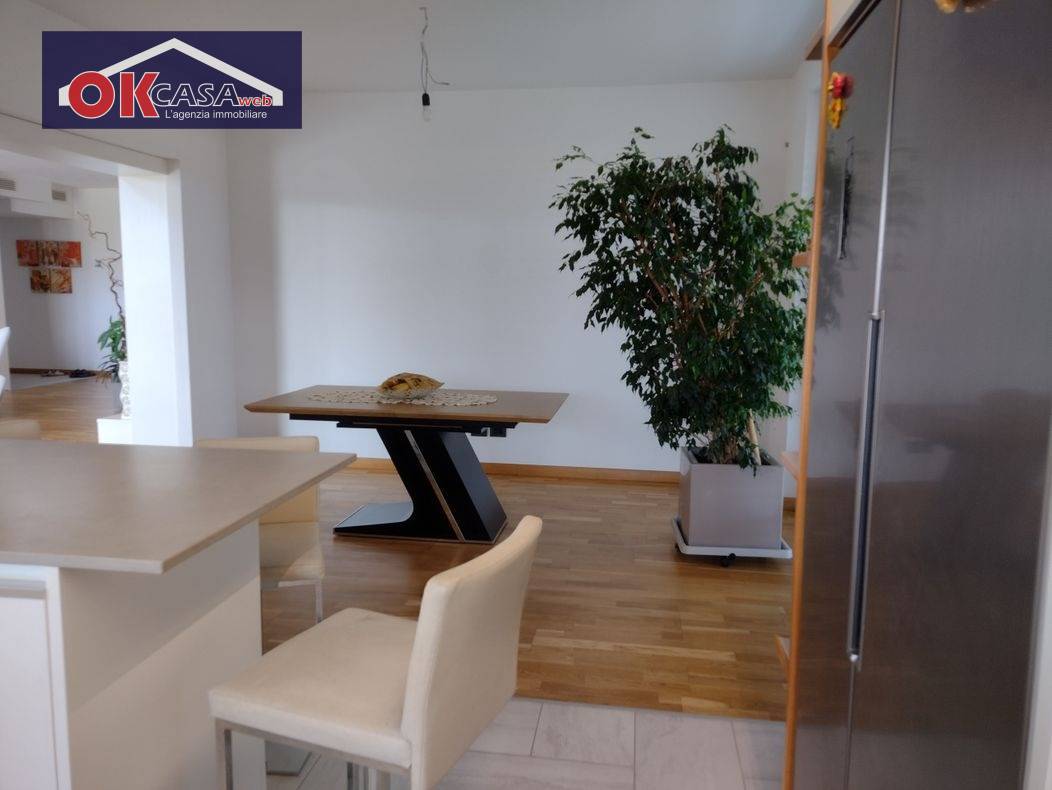 Villa in vendita a Verona, Cadidavid