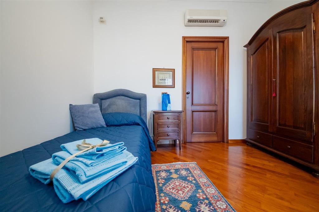 Appartamento vista mare in via f. crispi, Agrigento