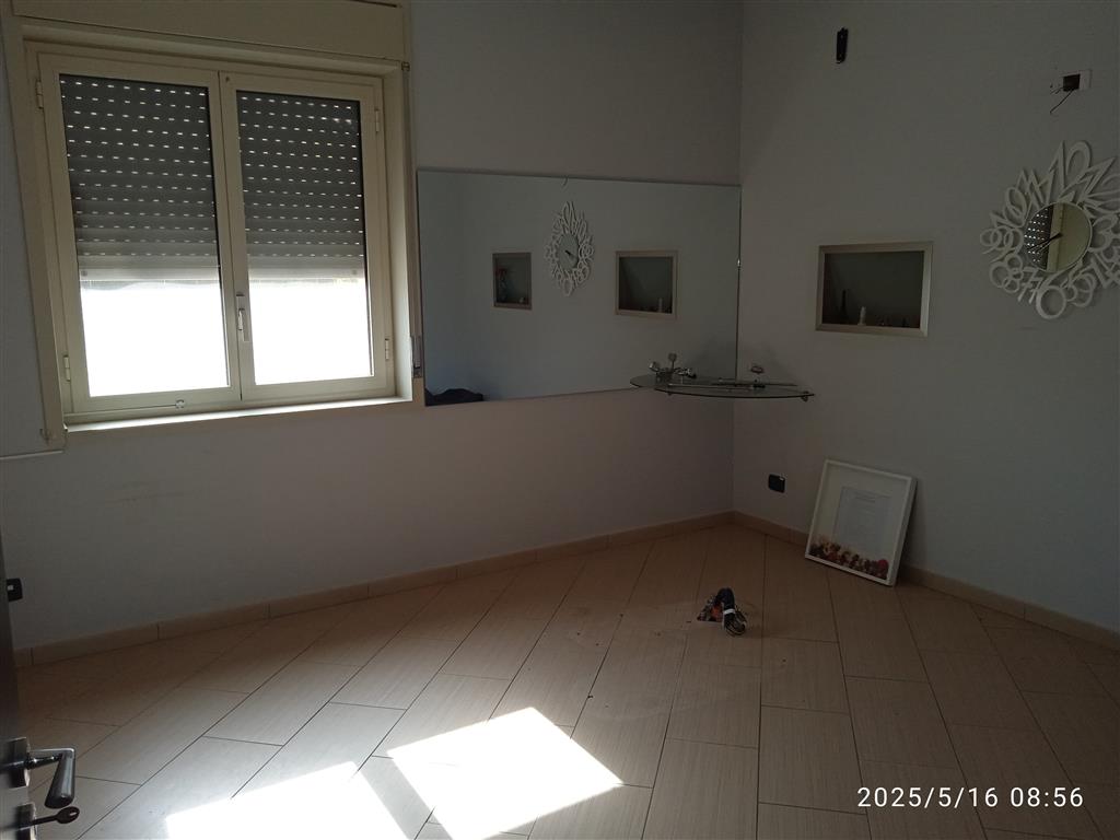 Laboratorio ristrutturato in piazza della primavera, Agrigento