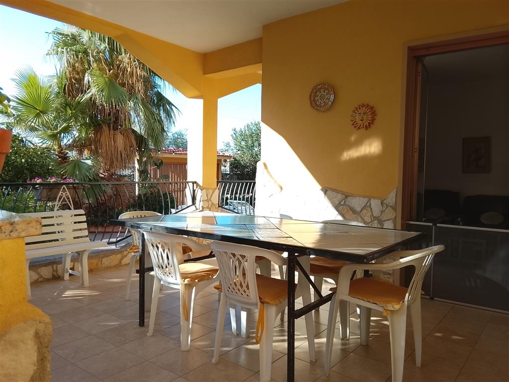 Villa con giardino in via dei fiumi, Agrigento