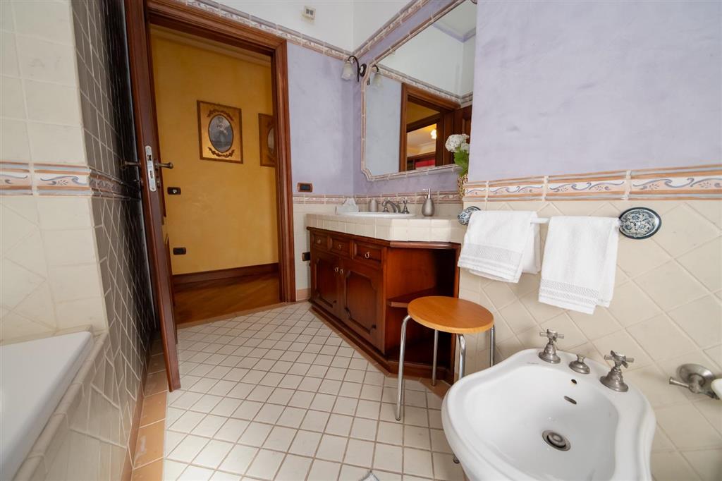 Appartamento vista mare in via f. crispi, Agrigento