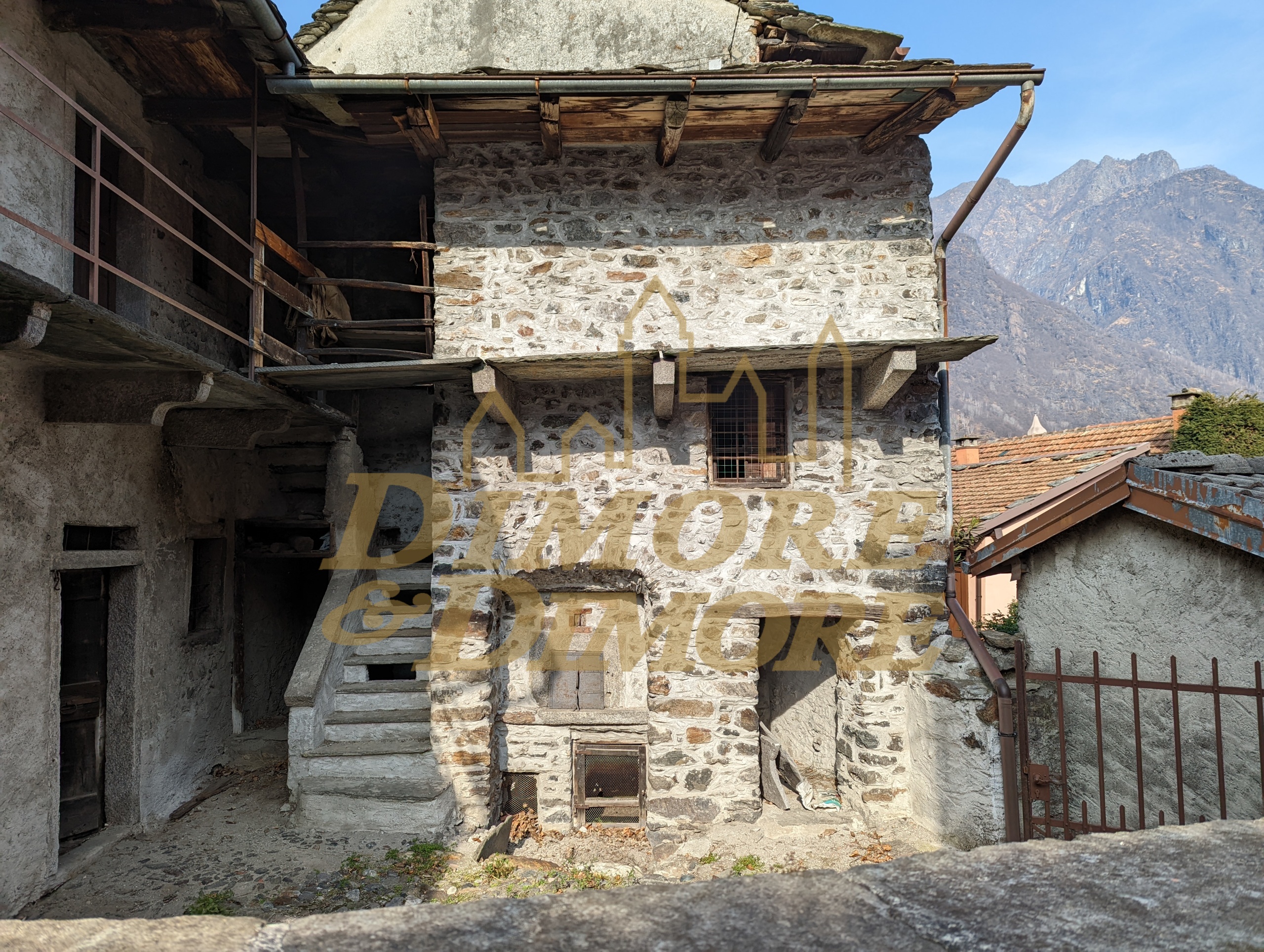 Casa indipendente con giardino in via in selva, Premosello-Chiovenda