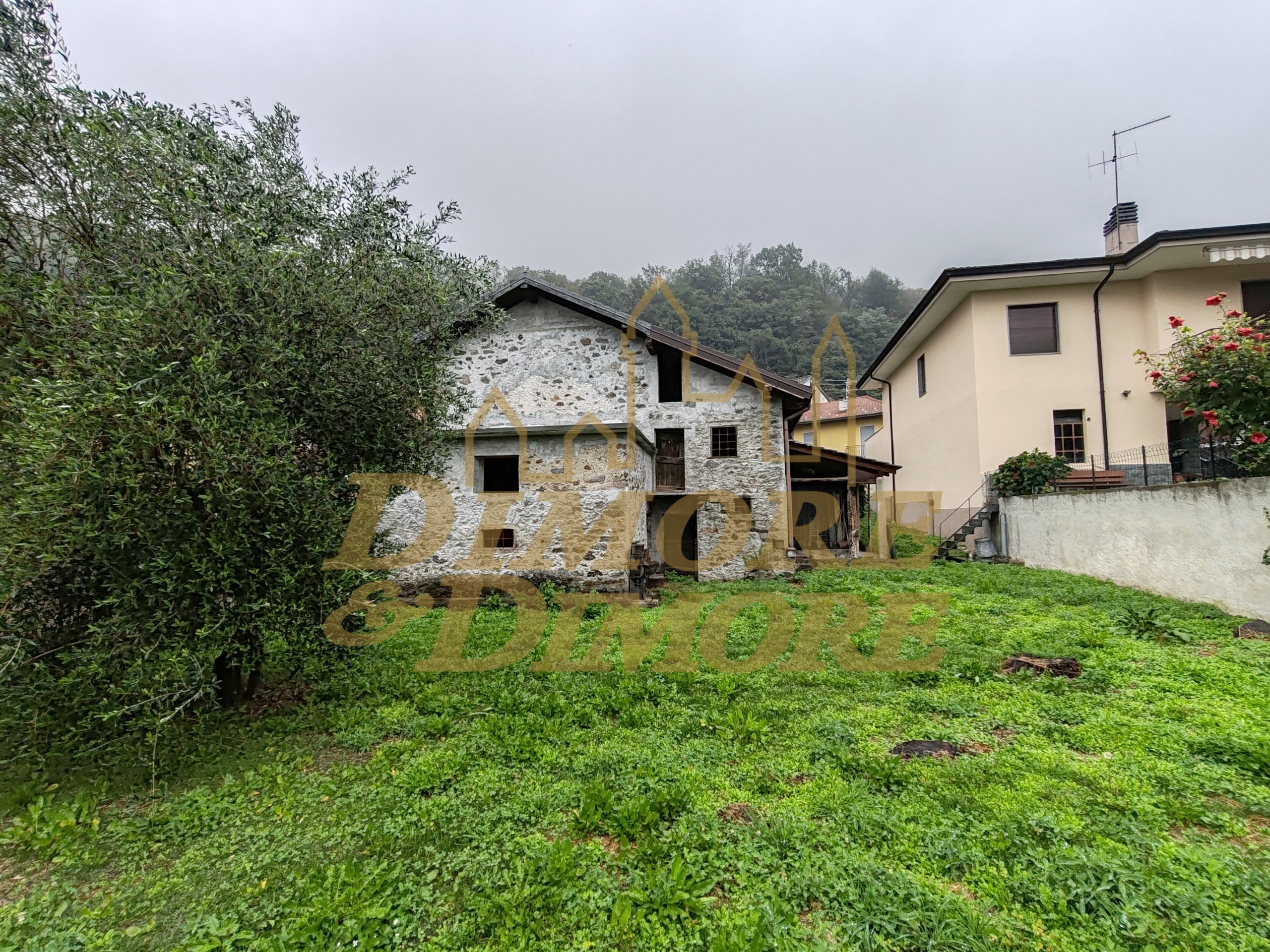 Casa indipendente con giardino in via pasquirolo, Premosello-Chiovenda