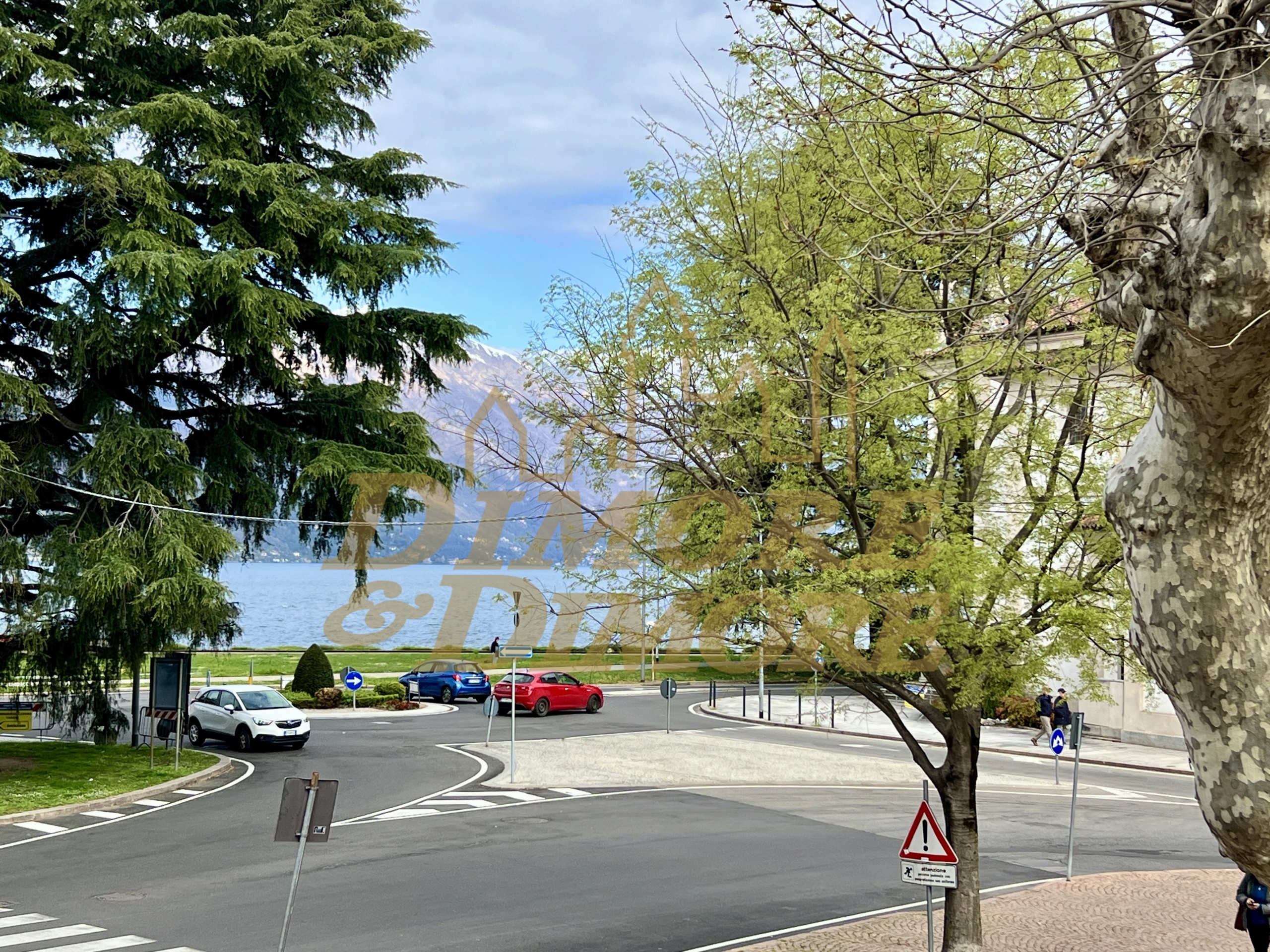 Quadrilocale vista lago in piazza garibaldi 10, Luino