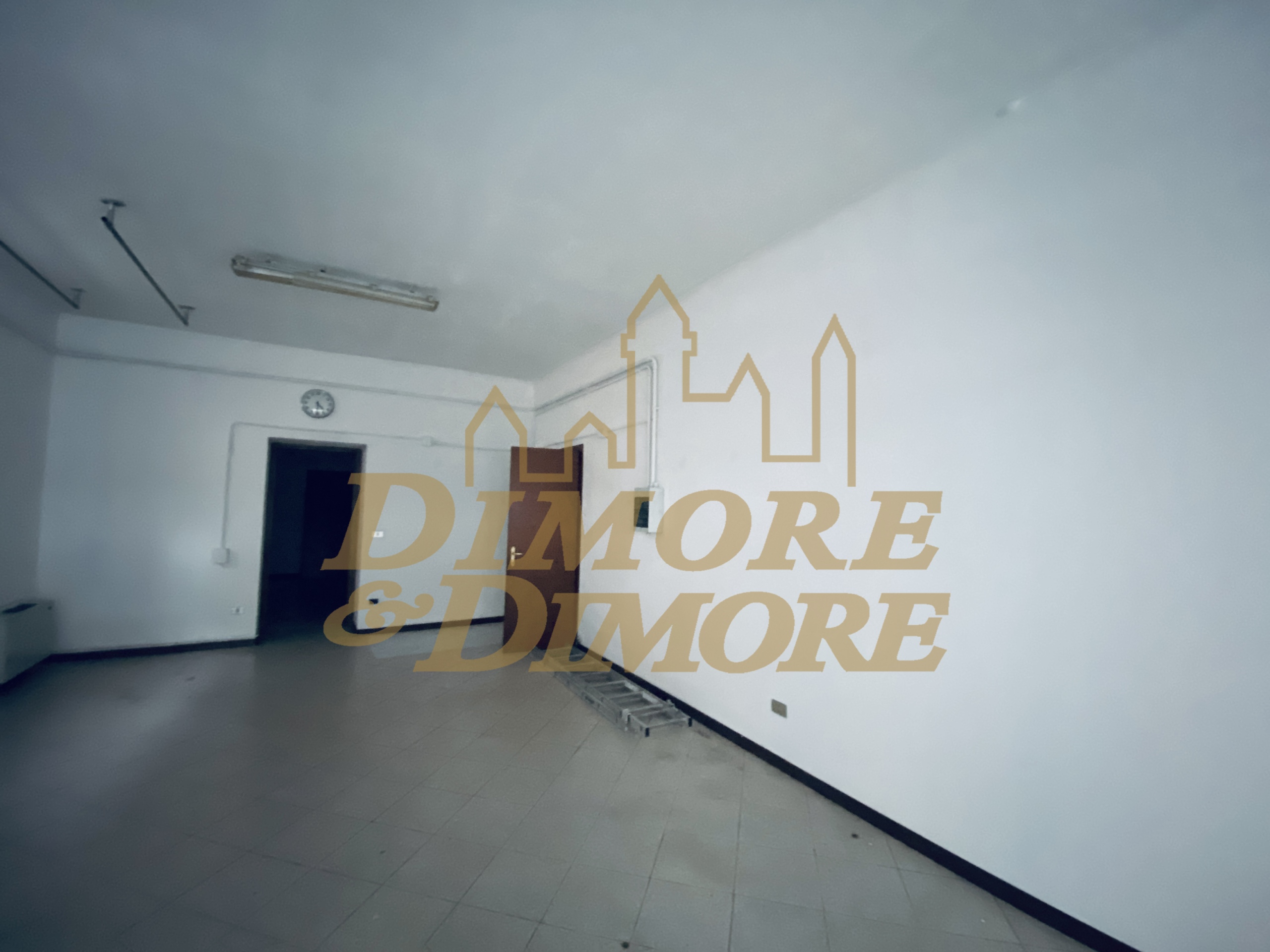 Locale commerciale in vendita in via giuseppe mazzini 95, Omegna