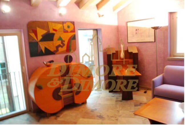 Bilocale ristrutturato in via intra premeno, Verbania