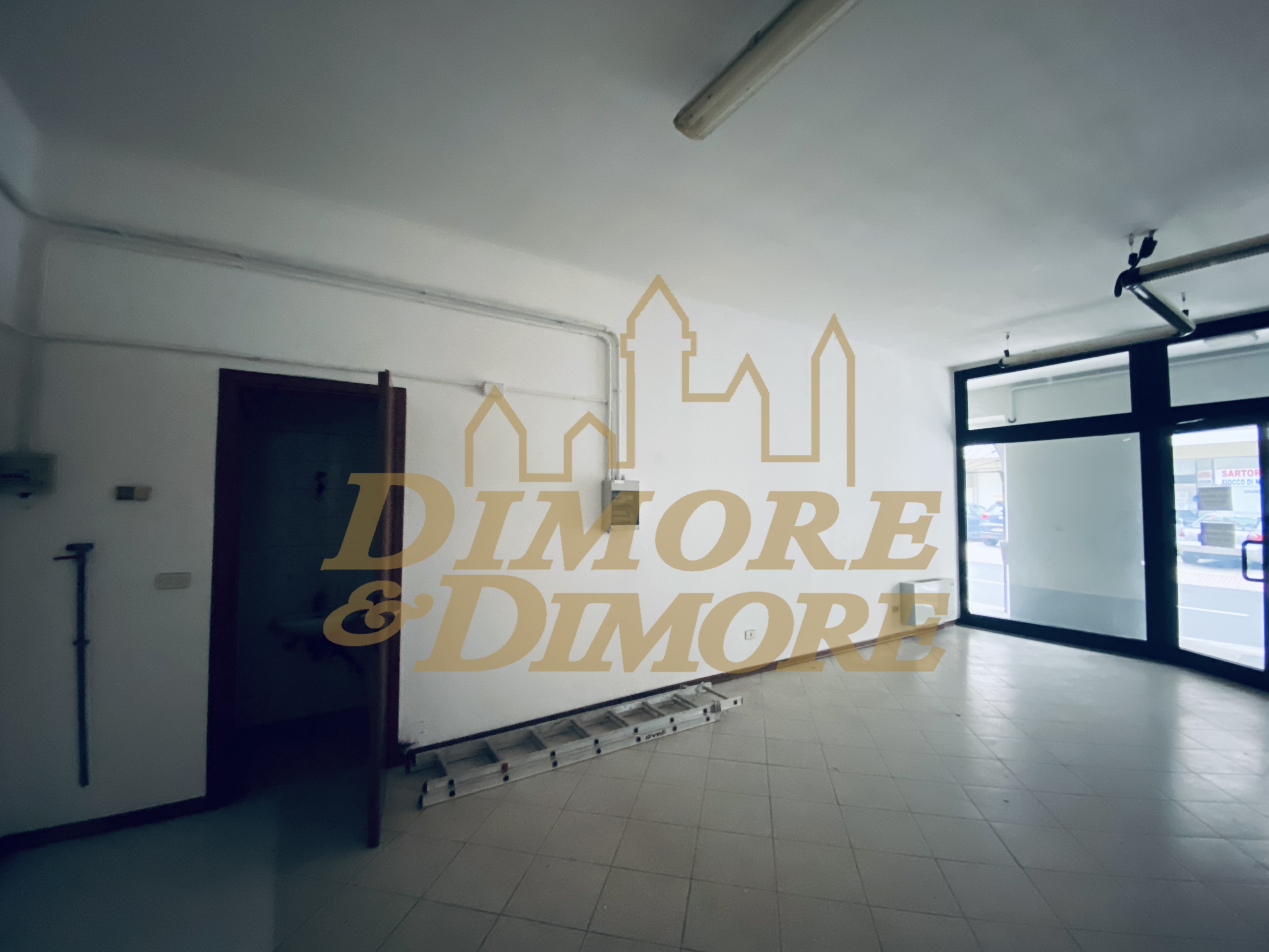 Locale commerciale in affitto in via giuseppe mazzini 95, Omegna