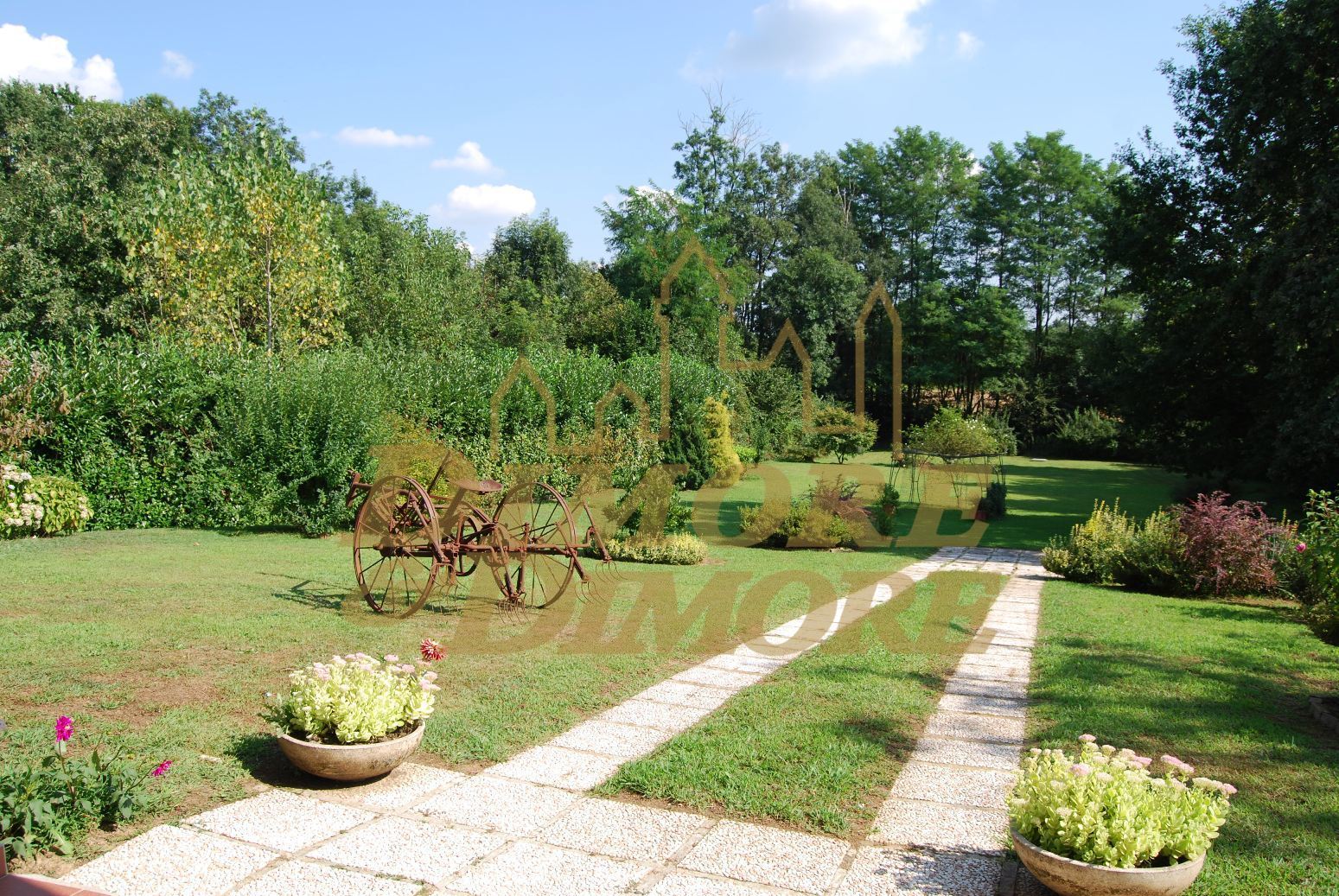Villa con giardino in via martire gaudenzio martinetti 223, Cavallirio