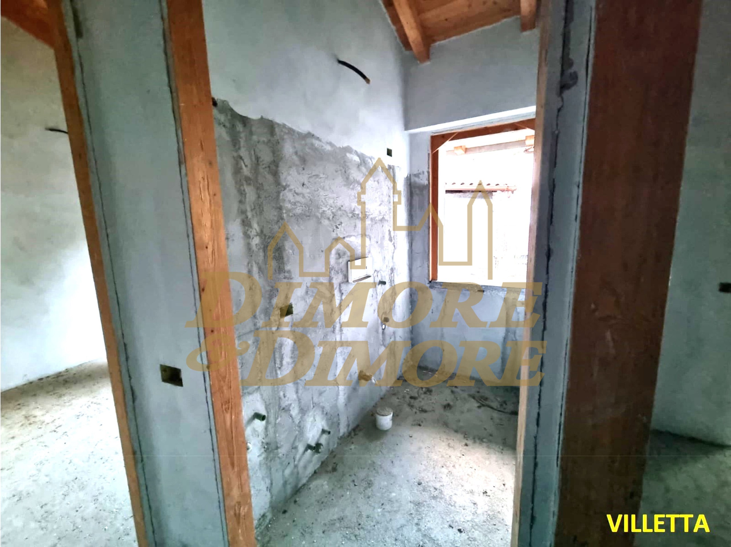 Rustico da ristrutturare, Brovello-Carpugnino brovello