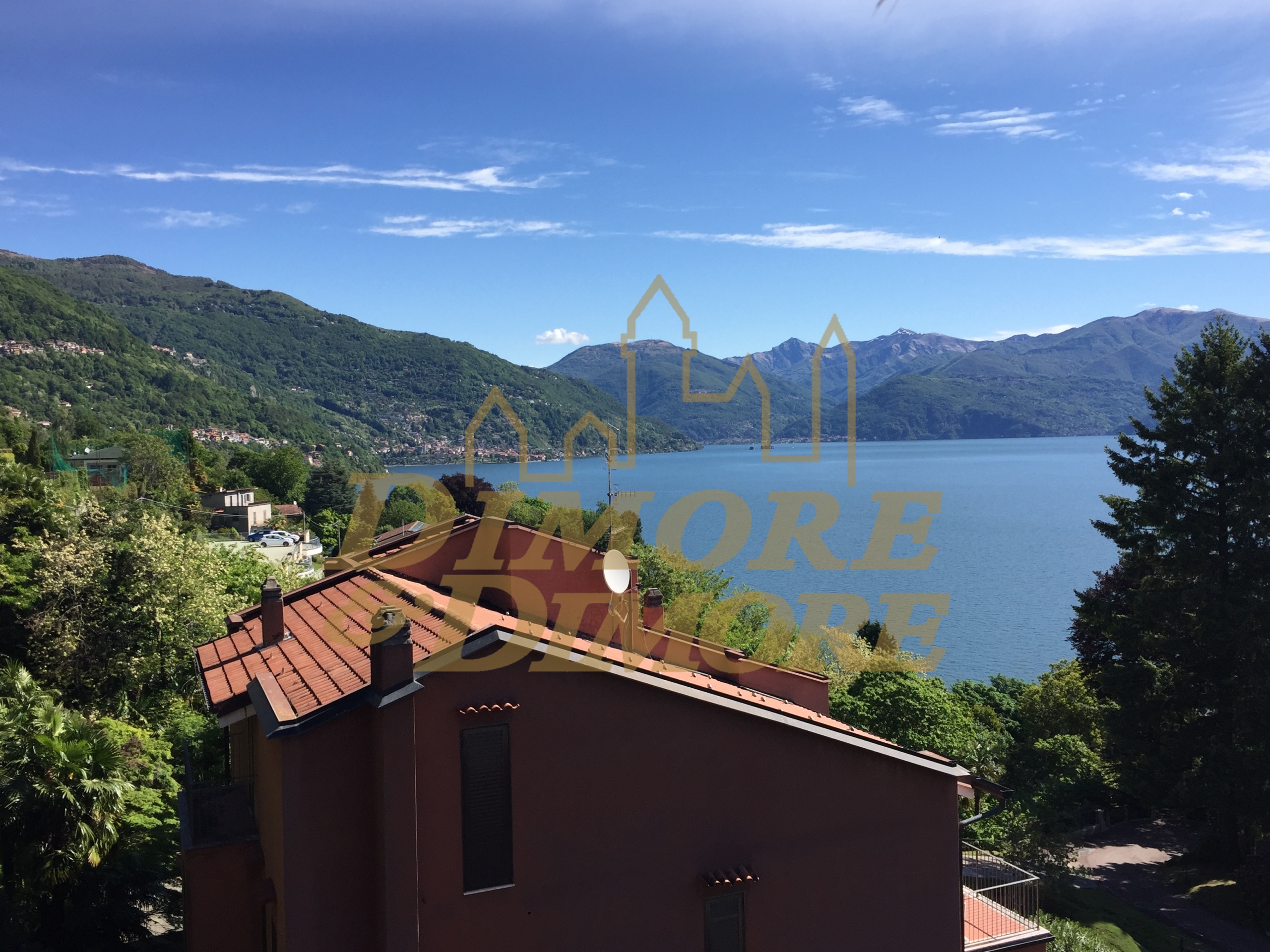 Quadrilocale con giardino in strada statale 34 del lago maggiore 68, Oggebbio