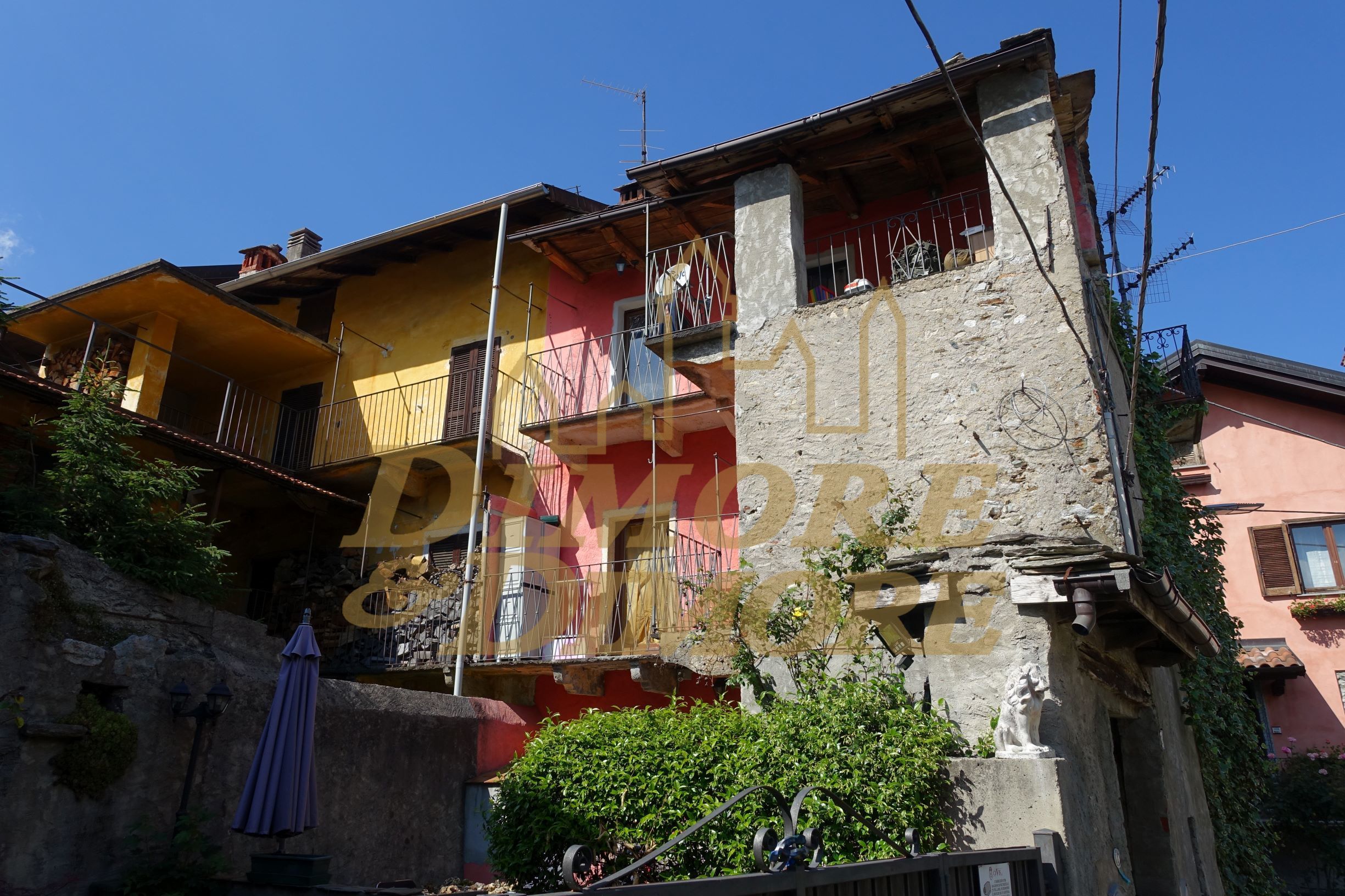 Casa indipendente ristrutturata in vicolo fontana 2, Casale Corte Cerro