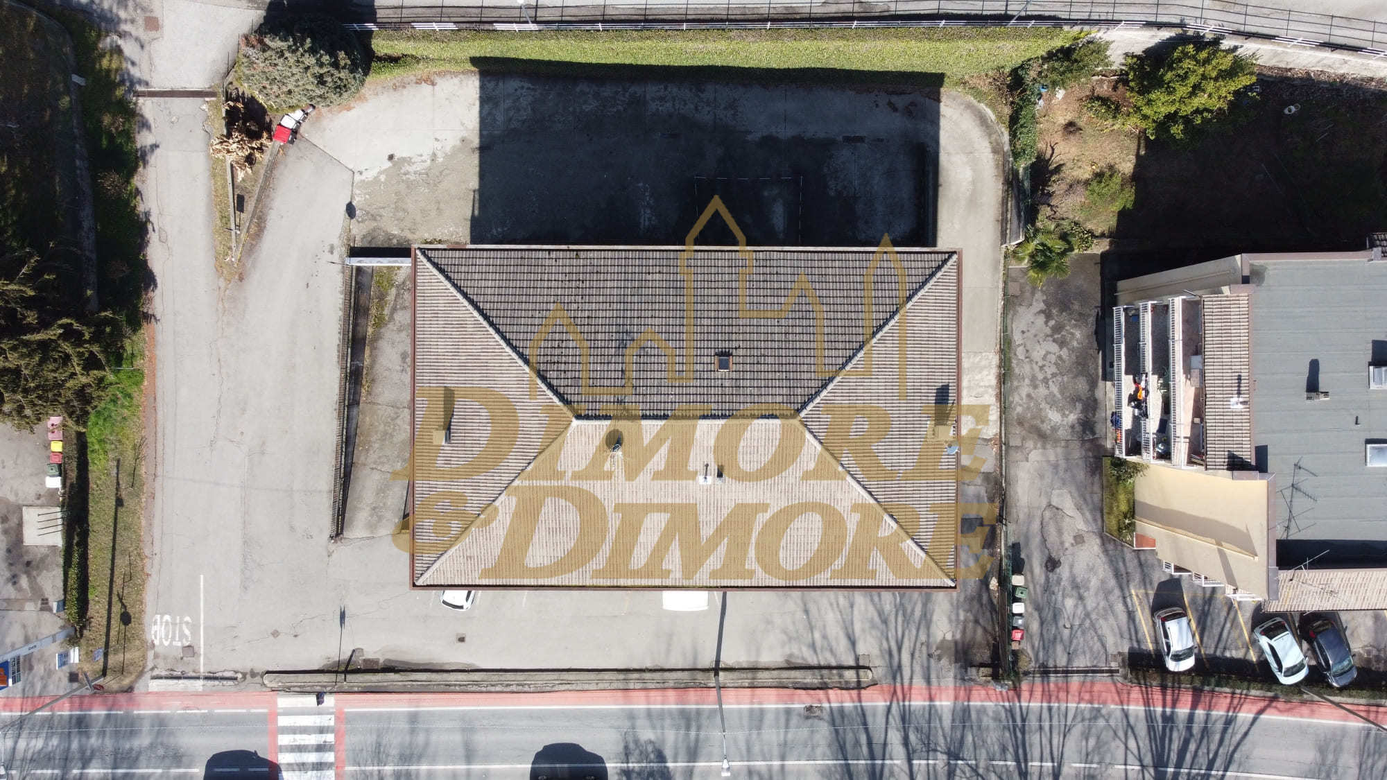 Stabile/Palazzo vista lago in strada statale 34 del lago maggiore 284a, Verbania