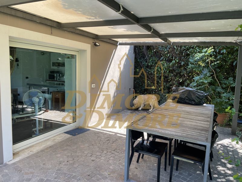 Casa indipendente con giardino a Taino