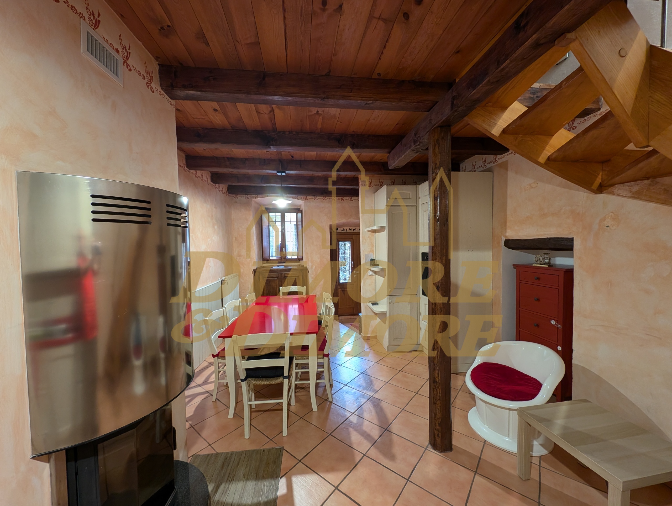 Casa indipendente ristrutturata a Mergozzo