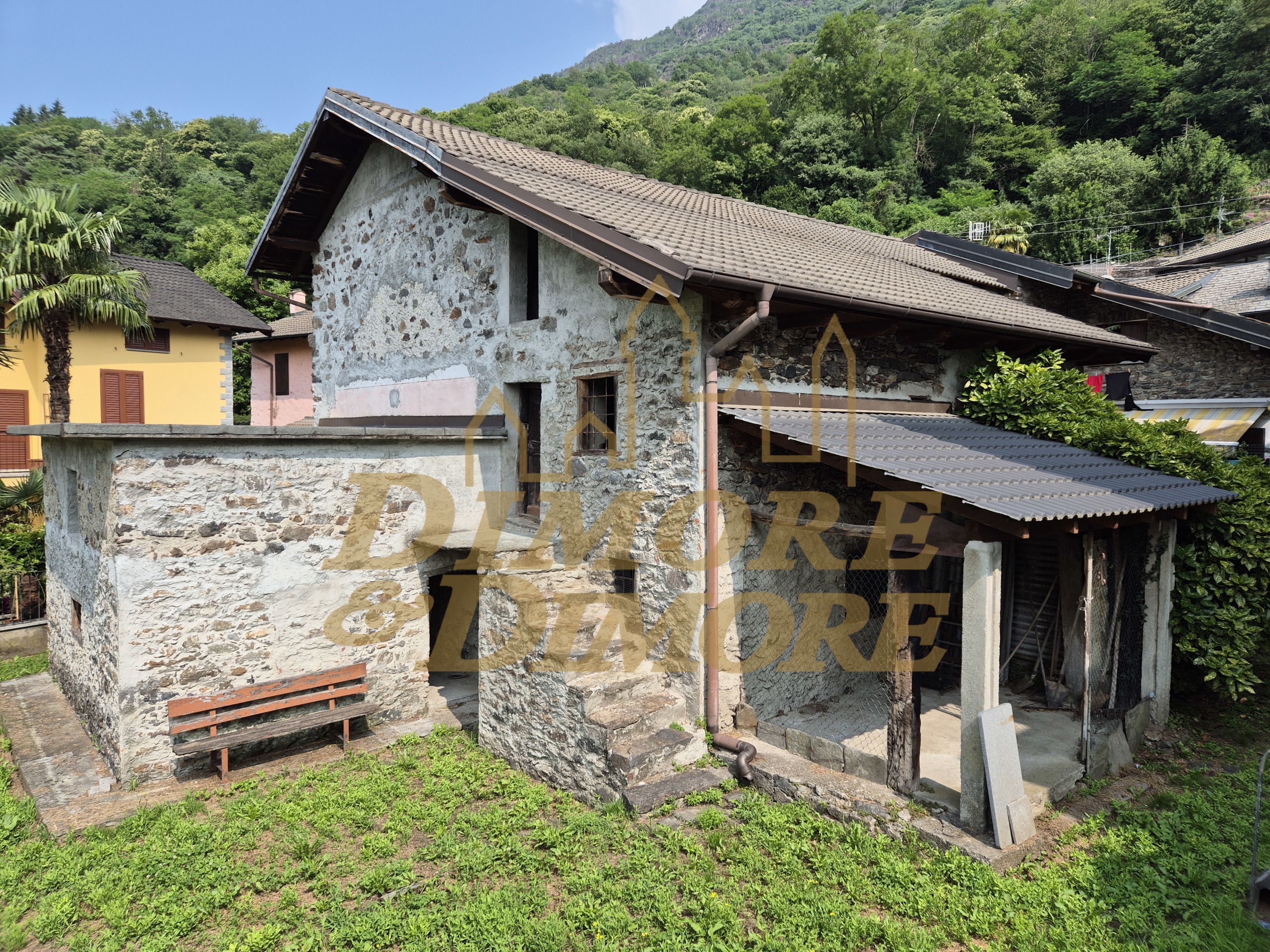 Casa indipendente con giardino in via pasquirolo, Premosello-Chiovenda