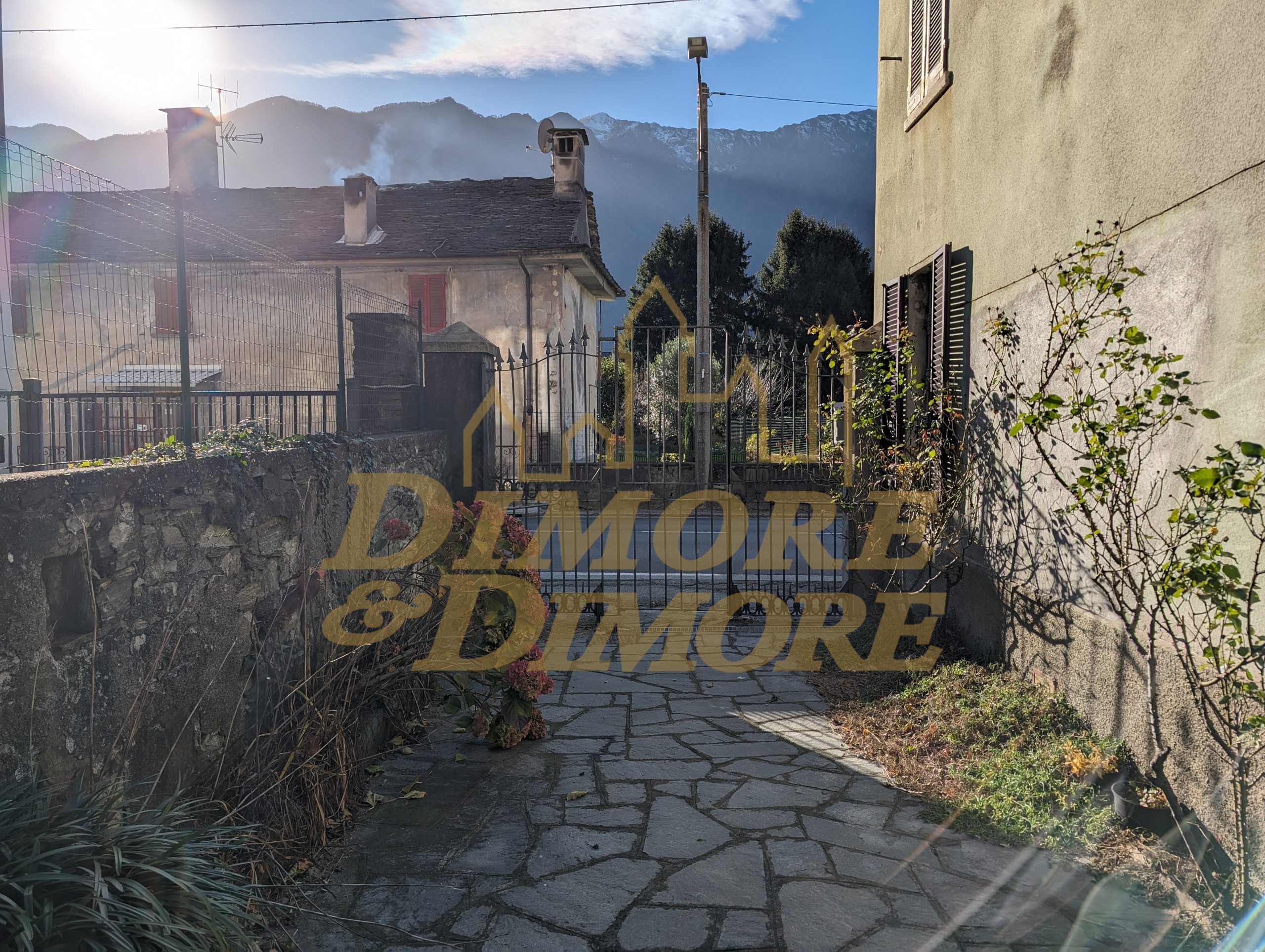 Casa indipendente con giardino in via nazionale 41, Vogogna