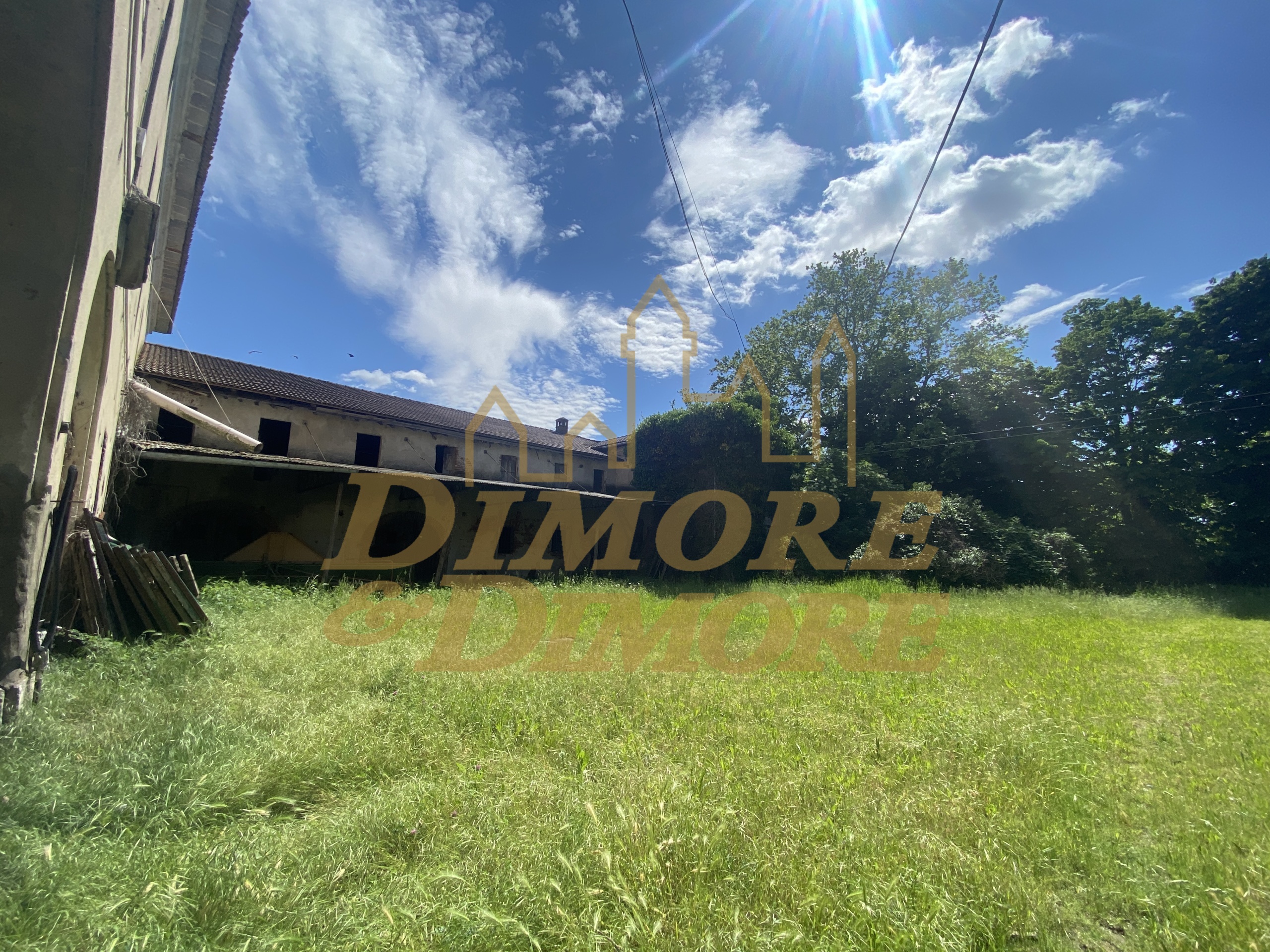 Casa indipendente da ristrutturare in strada provinciale 76, Garbagna Novarese