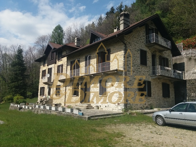 Villa con giardino a Premeno