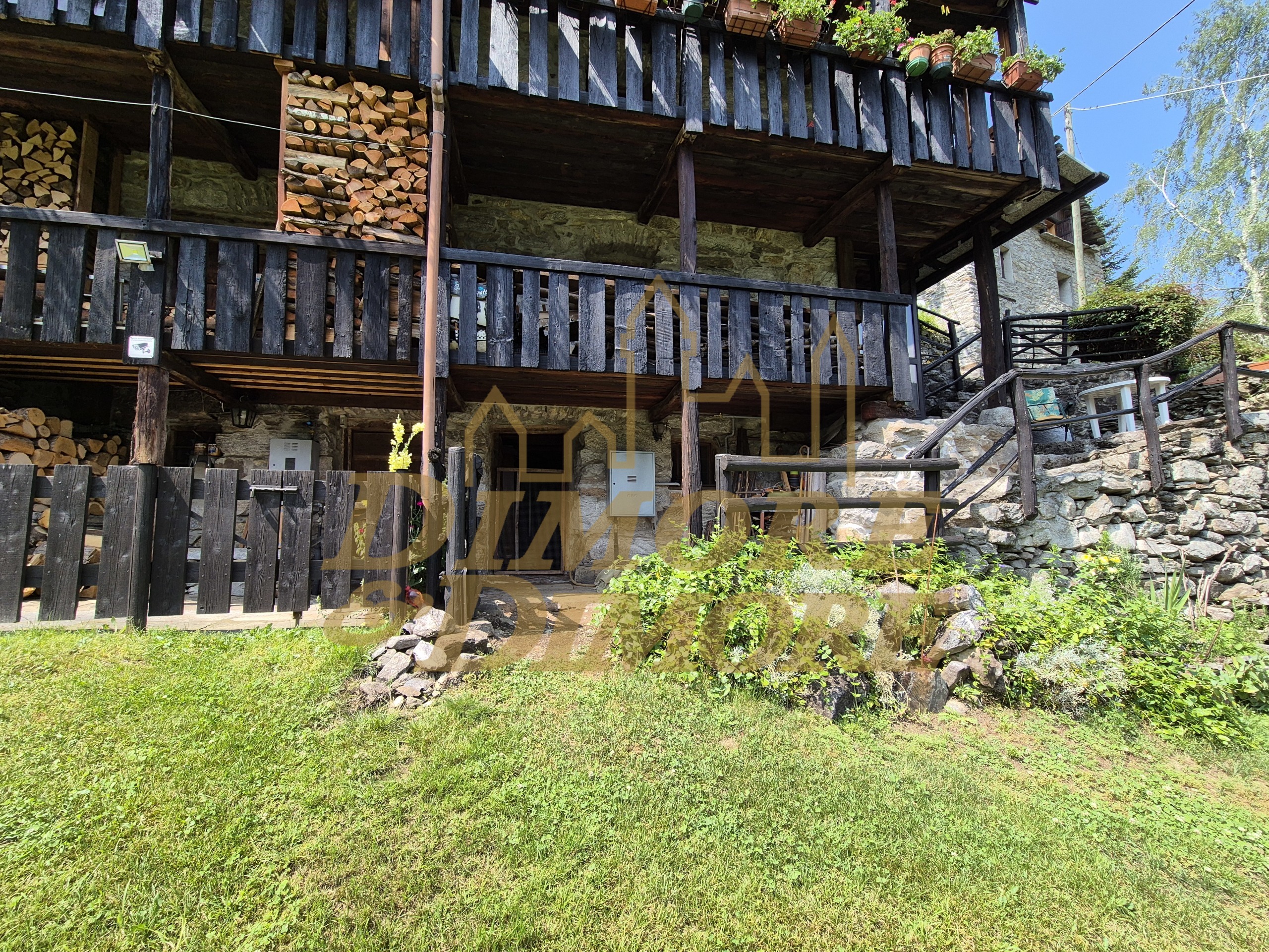 Casa indipendente con giardino in ronchi dentro, Vanzone con San Carlo
