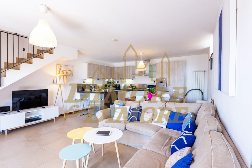 Villetta a schiera vista lago, Luino colmegna