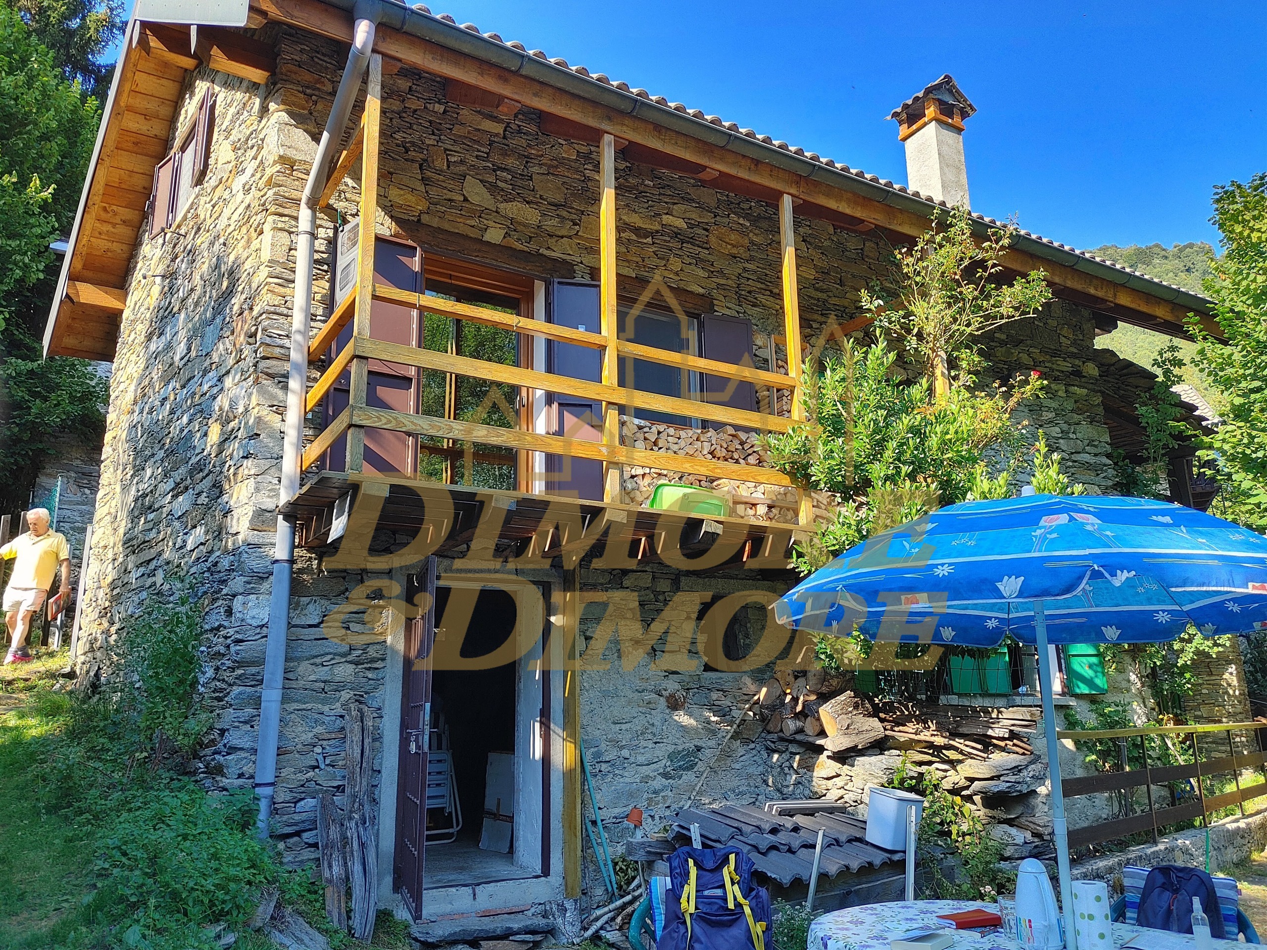 Casa indipendente con giardino in via giulio pastore 7, Aurano