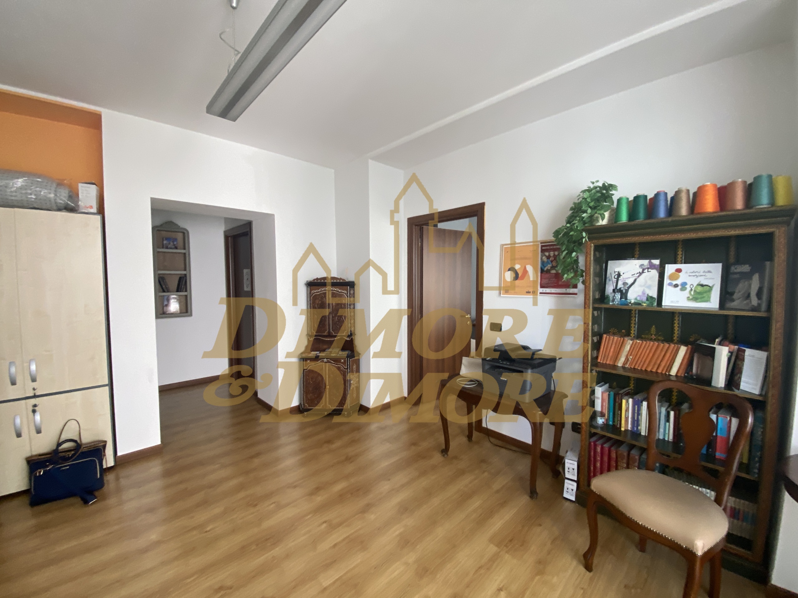 Ufficio in vendita a Varese