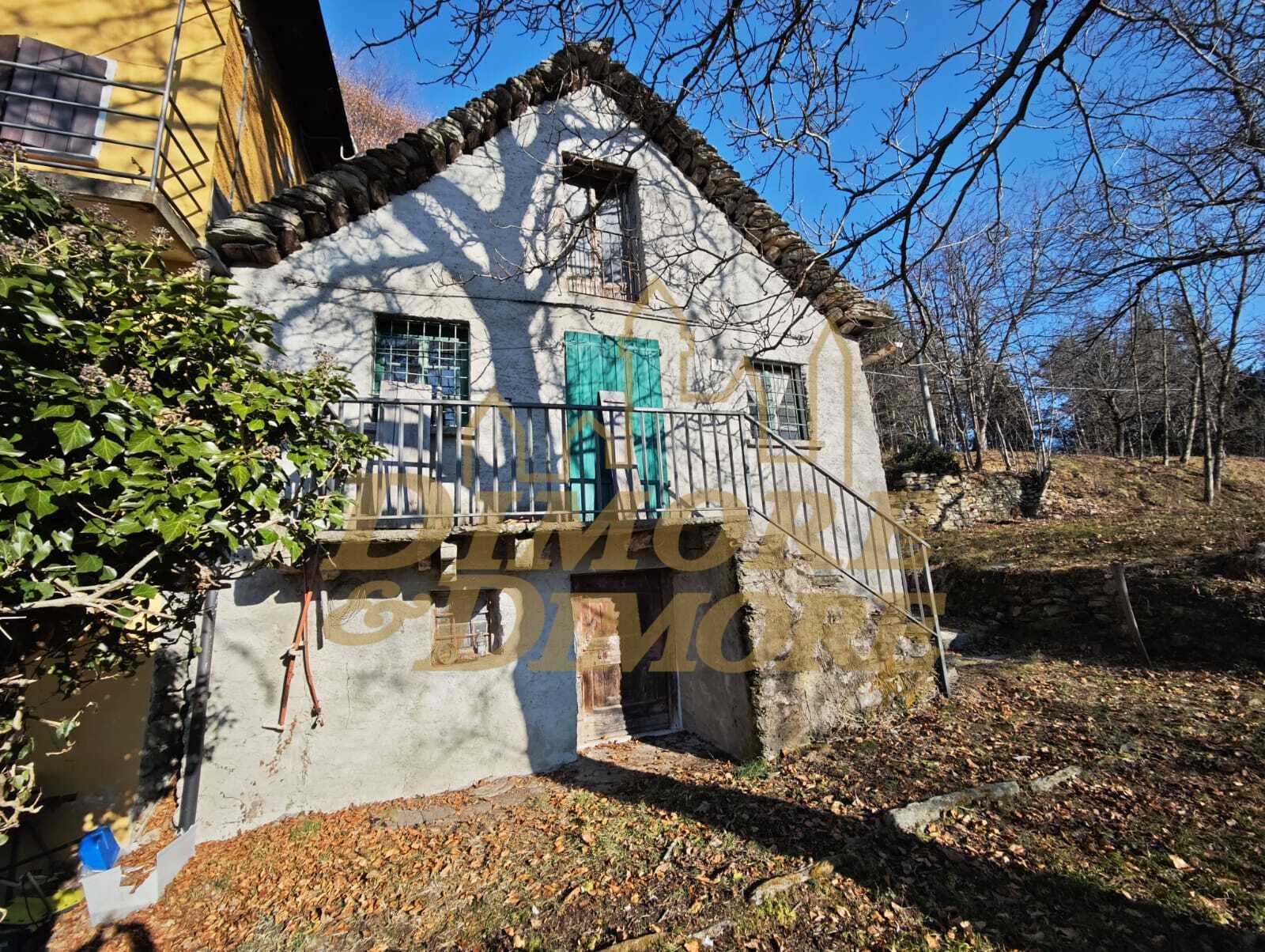 Rustico con giardino in via colonnello giuseppe garbagni 92, Craveggia