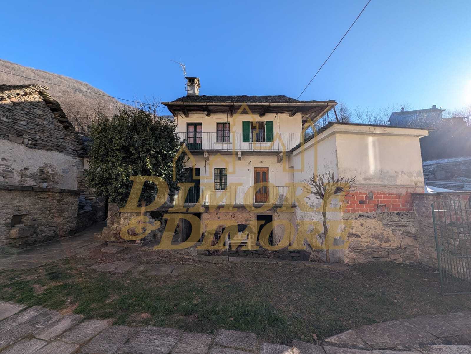 Casa indipendente da ristrutturare in via beura, Beura-Cardezza