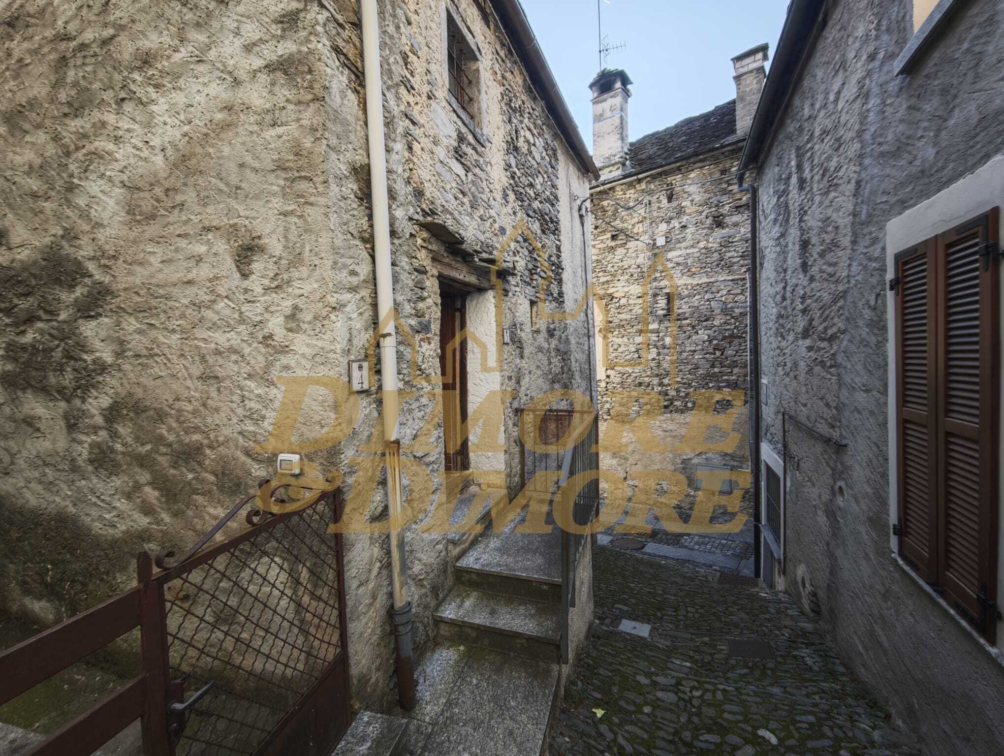 Appartamento in vendita a Craveggia