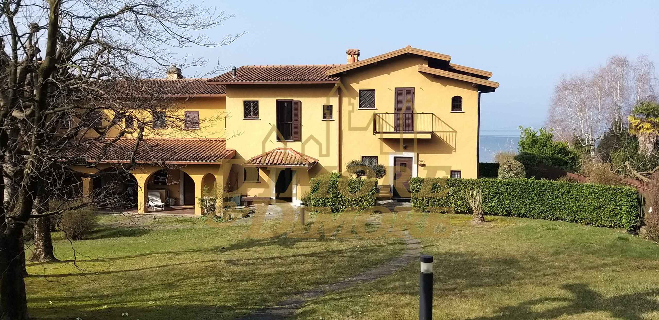 Appartamento con giardino in via alberto 49, Ranco