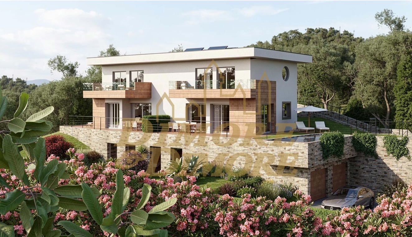 Casa indipendente con giardino in via vignolo, Verbania