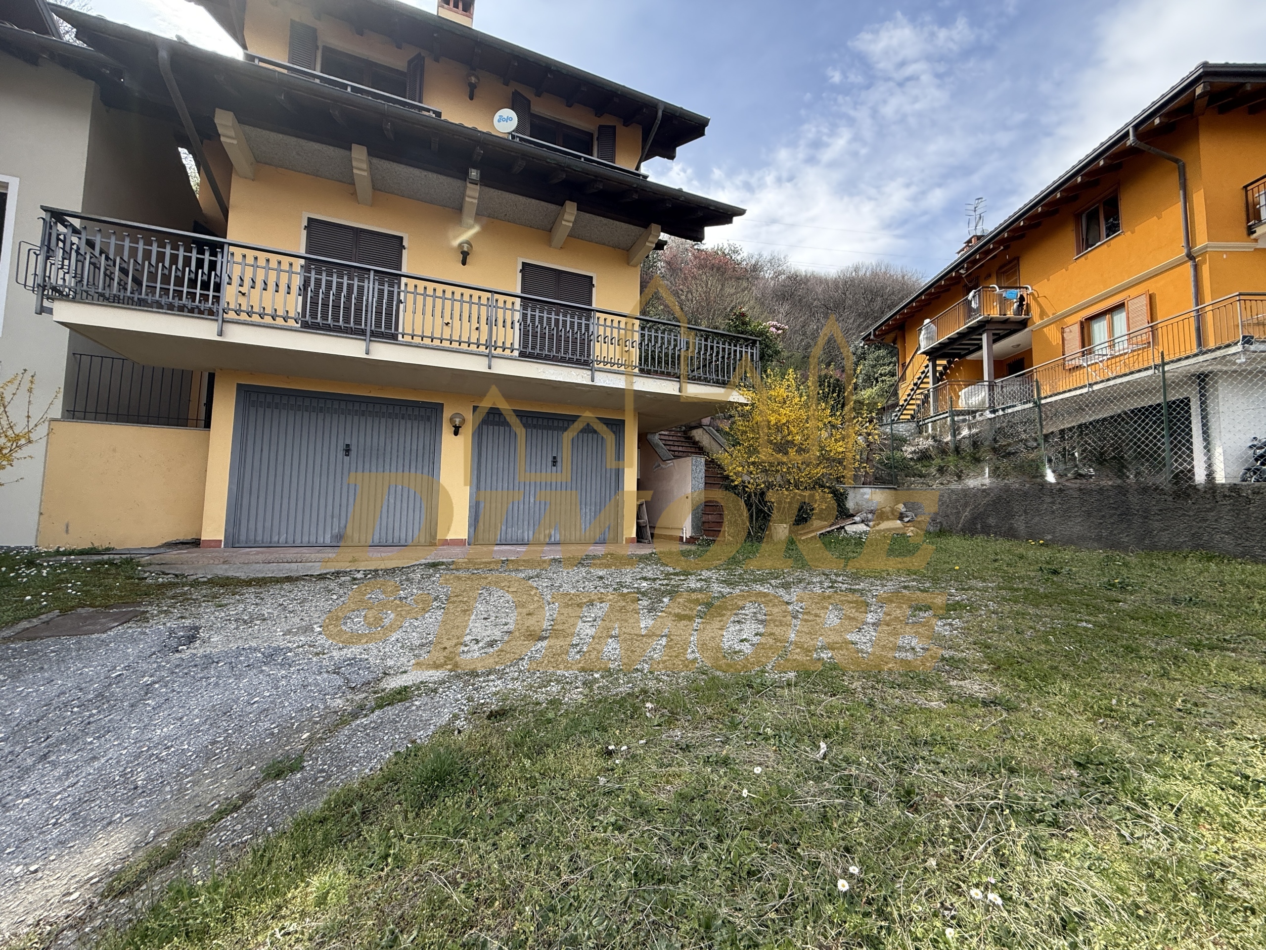 Casa indipendente vista lago in via a. fraccaroli 43, Baveno