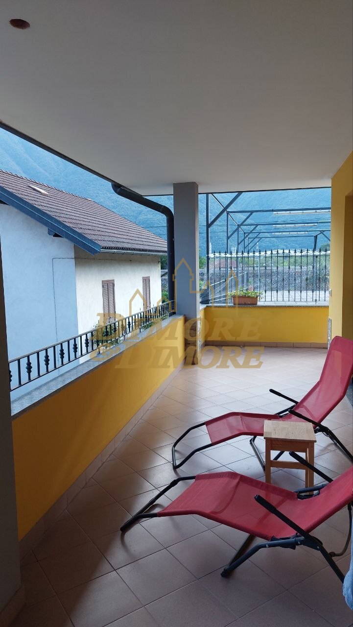 Quadrilocale con terrazzo a Vogogna