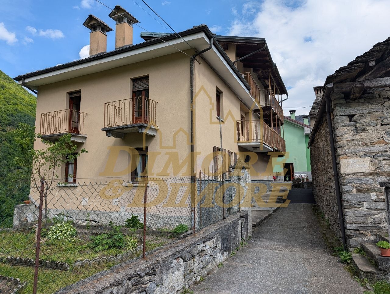 Casa indipendente con giardino in frazione croppo, Montescheno