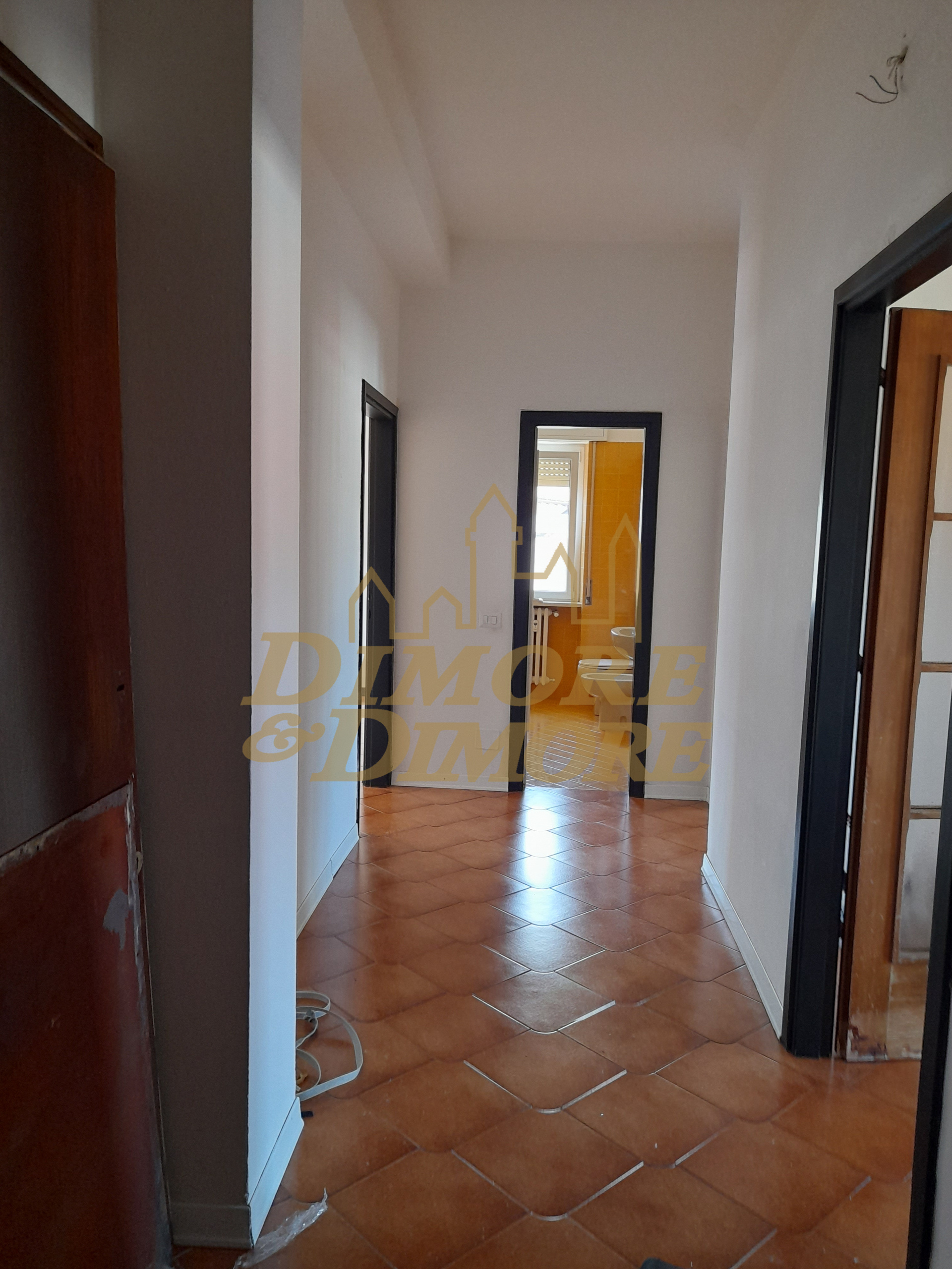 Trilocale con box a Verbania