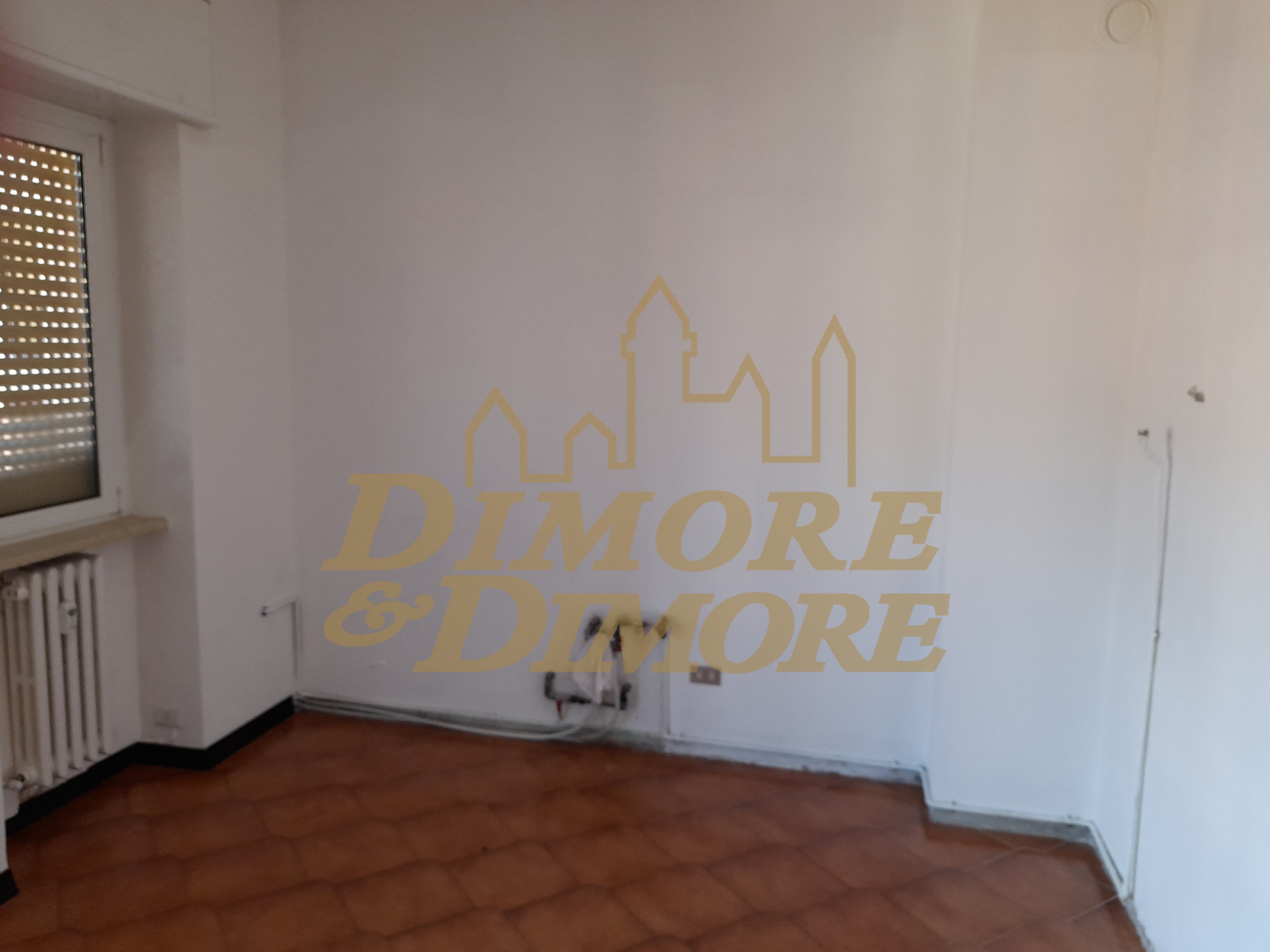 Trilocale con box a Verbania