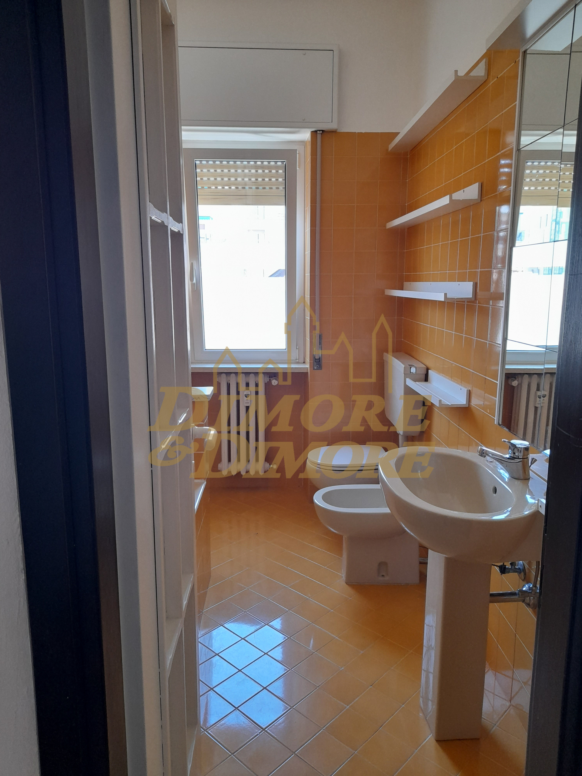 Trilocale con box a Verbania