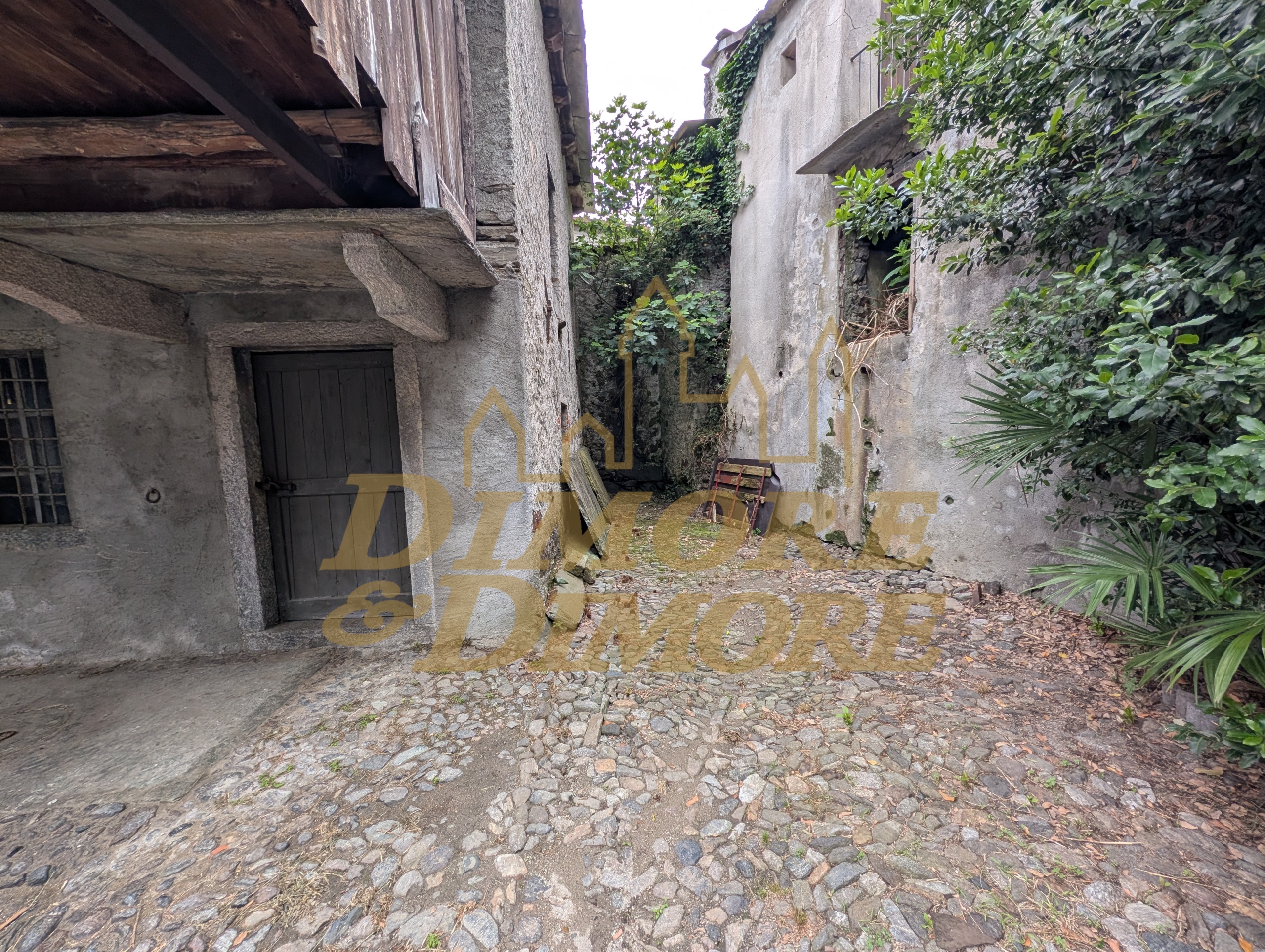 Rustico da ristrutturare a Premosello-Chiovenda