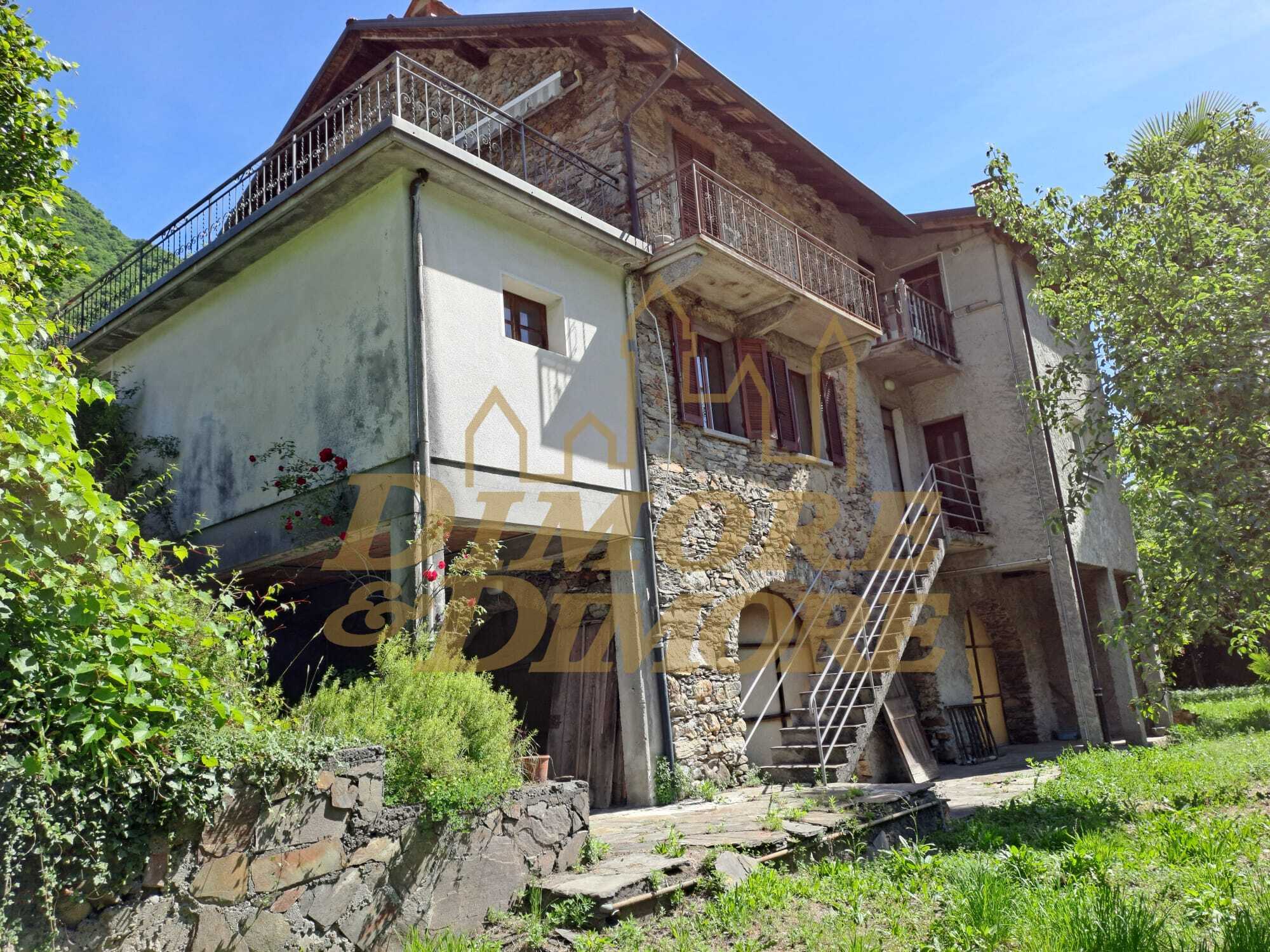 Casa indipendente con giardino, Cannobio traffiume